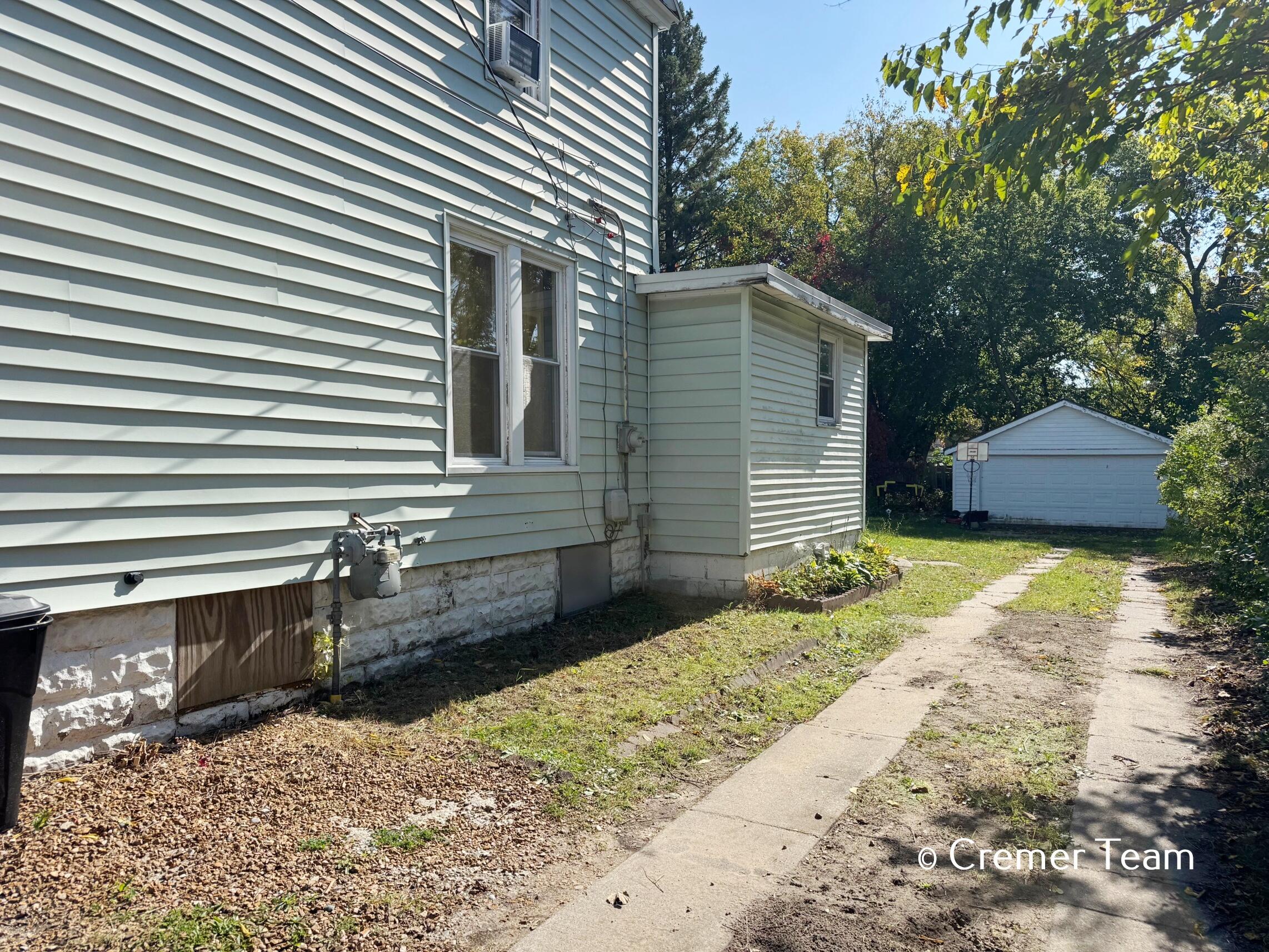 928 Worden Street SE Grand Rapids MI 49507