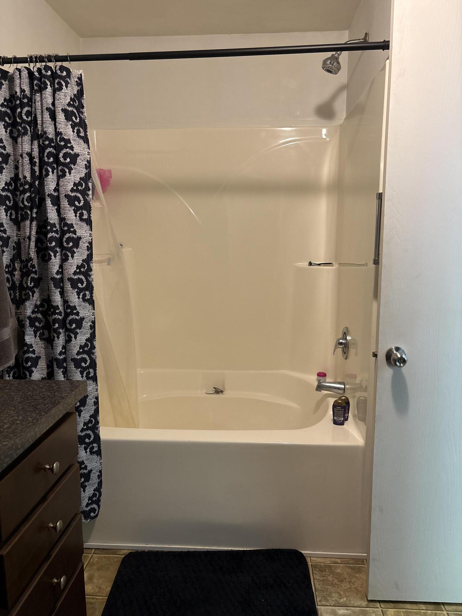490 S Sunshine Lane Muskegon MI 49442