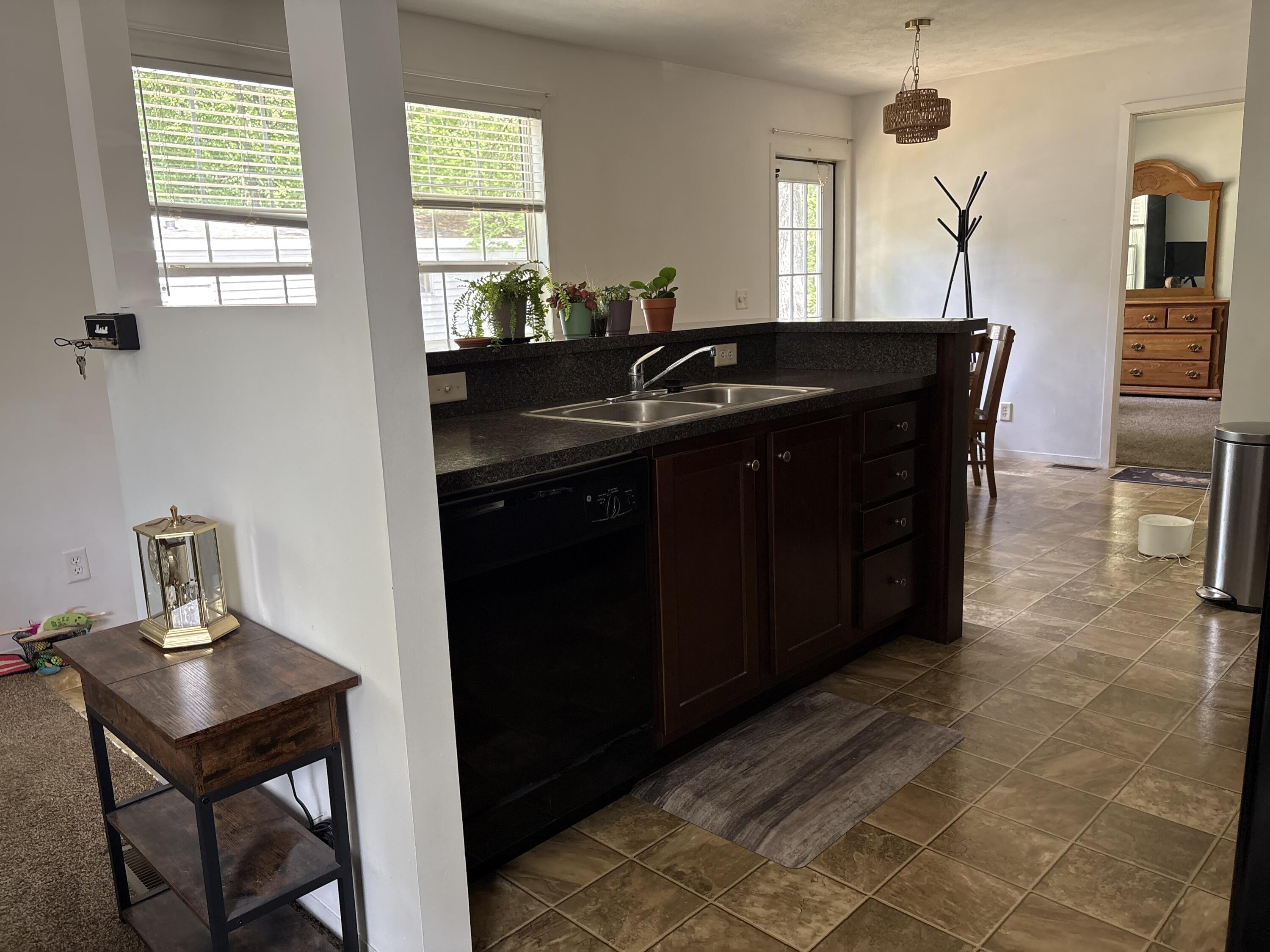 490 S Sunshine Lane Muskegon MI 49442
