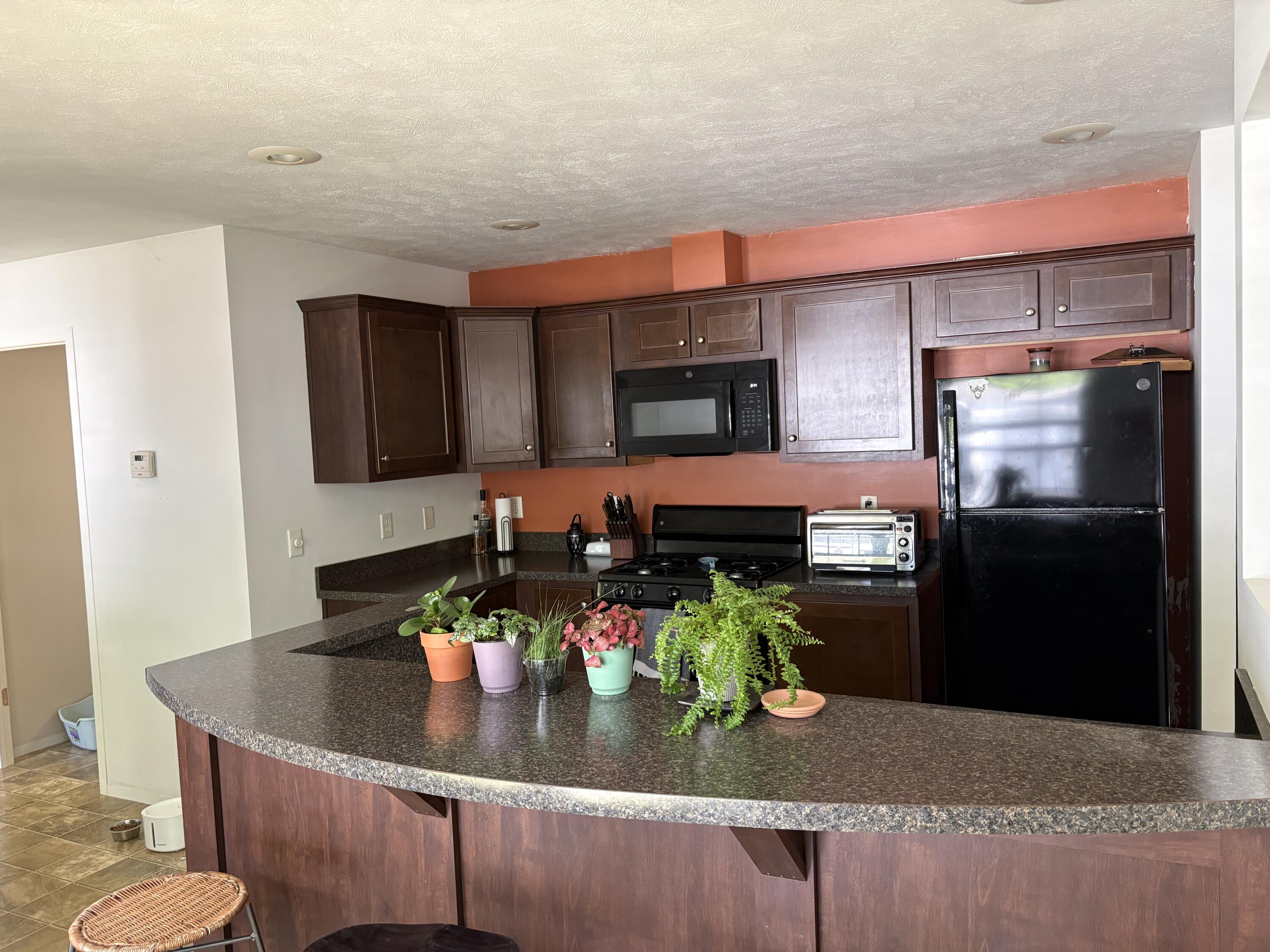 490 S Sunshine Lane Muskegon MI 49442