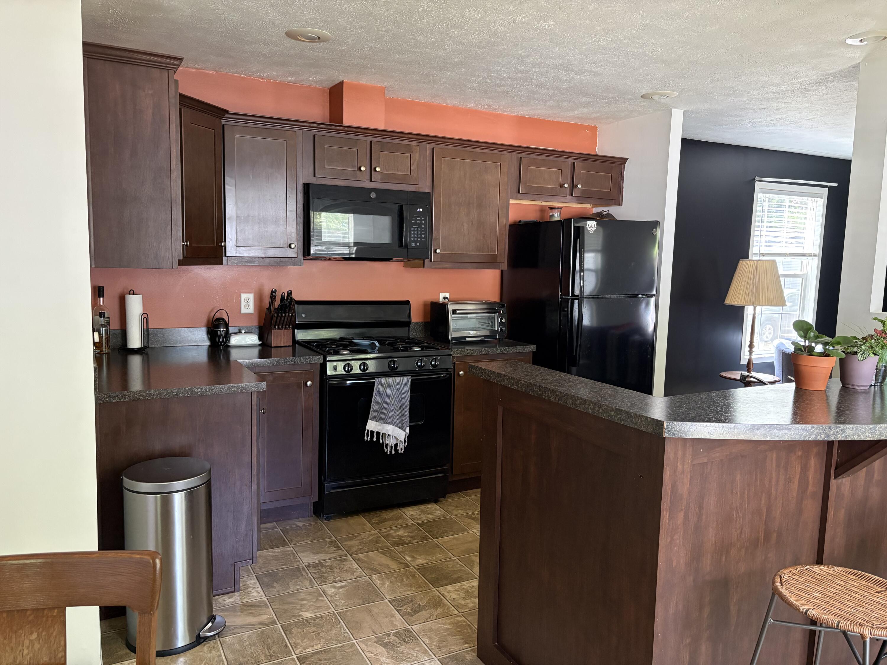 490 S Sunshine Lane Muskegon MI 49442