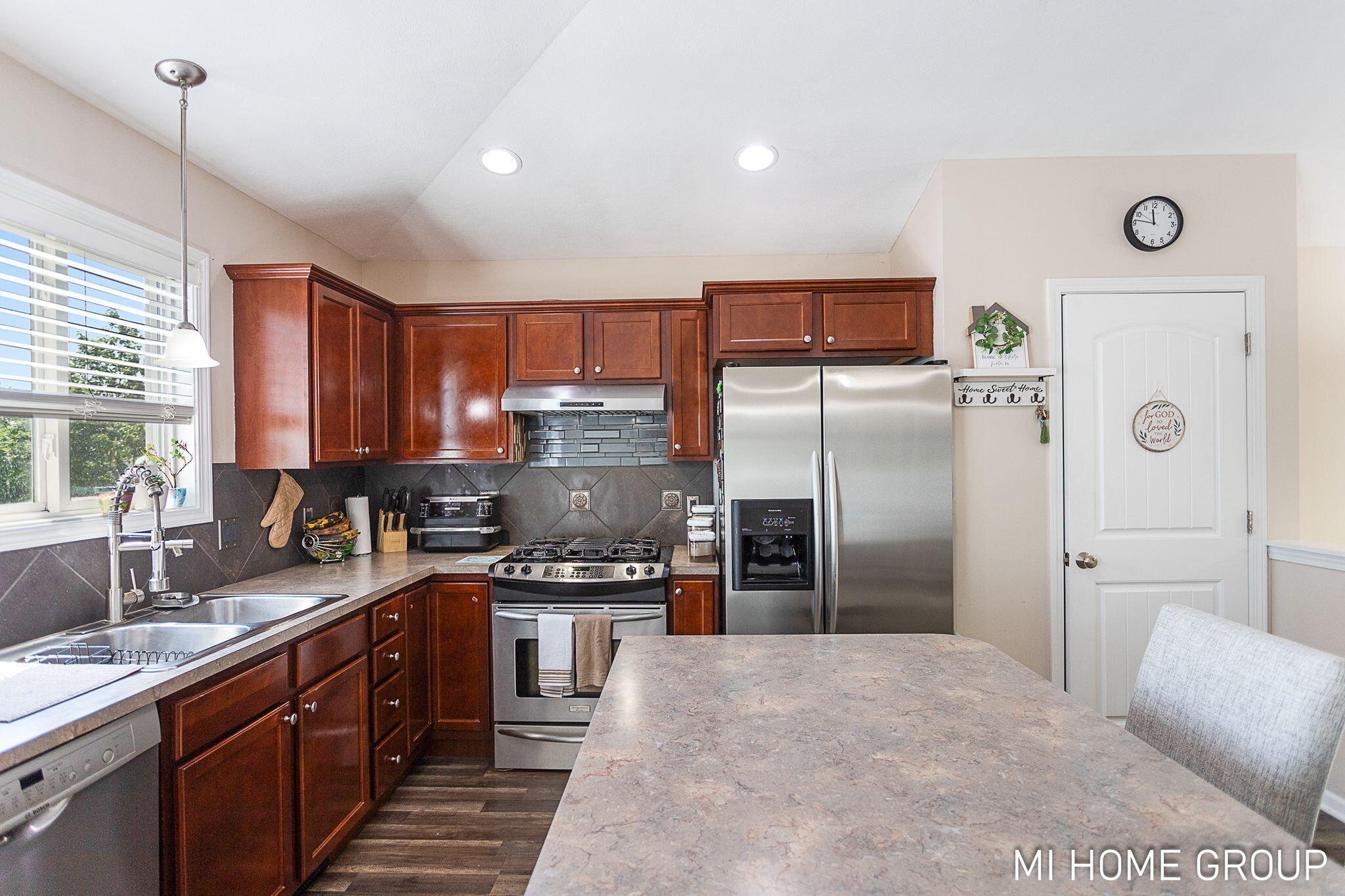 3538 Snip Drive Holland MI 49424