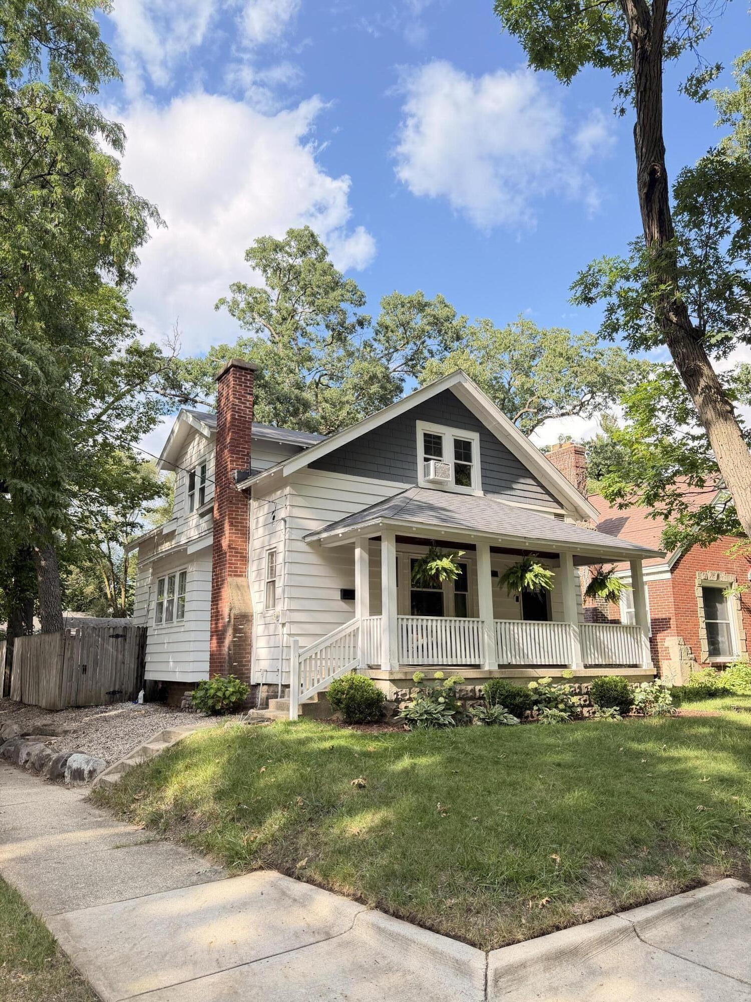 1003 Hoyt Street SE Grand Rapids MI 49507