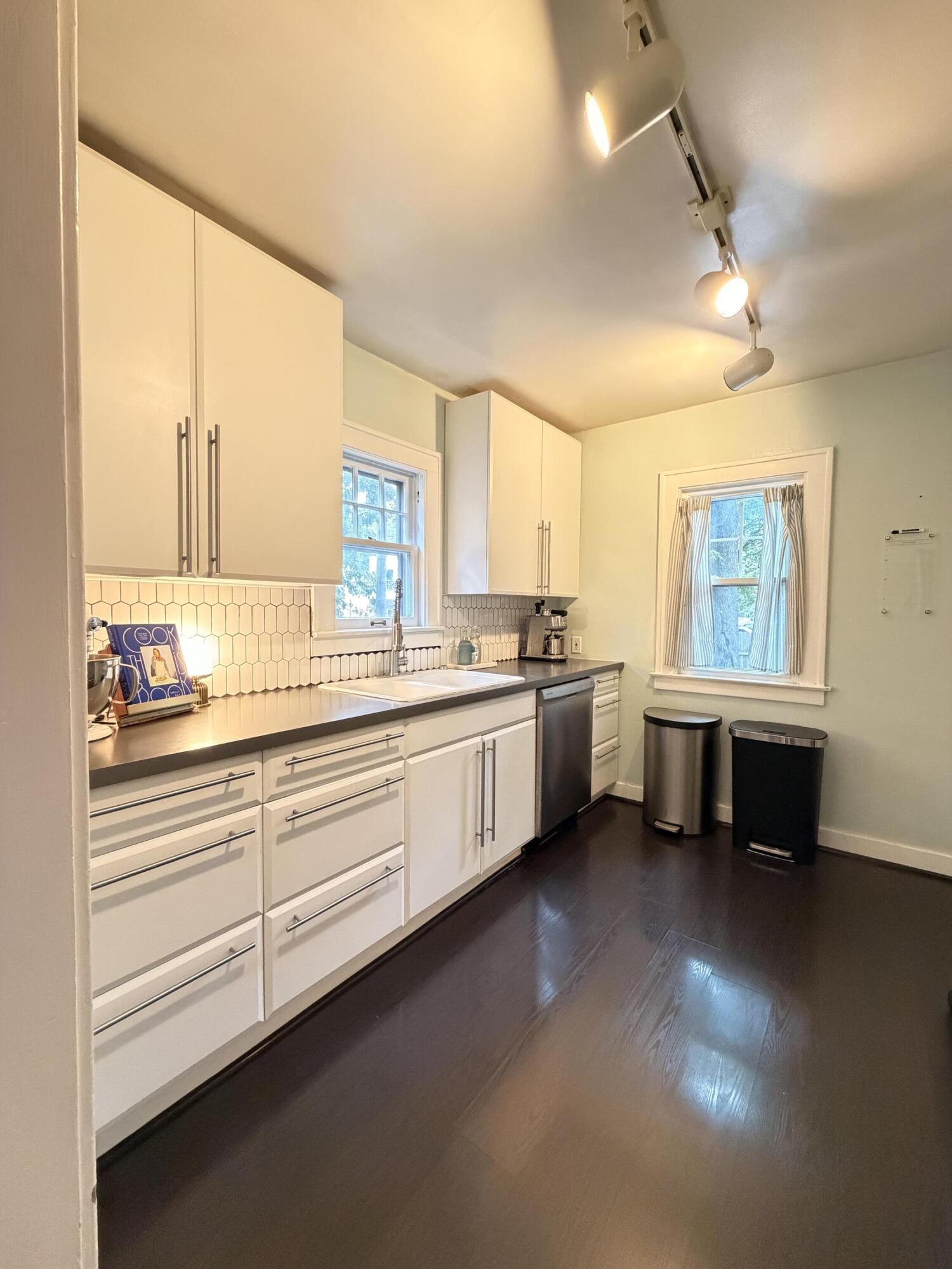 1003 Hoyt Street SE Grand Rapids MI 49507