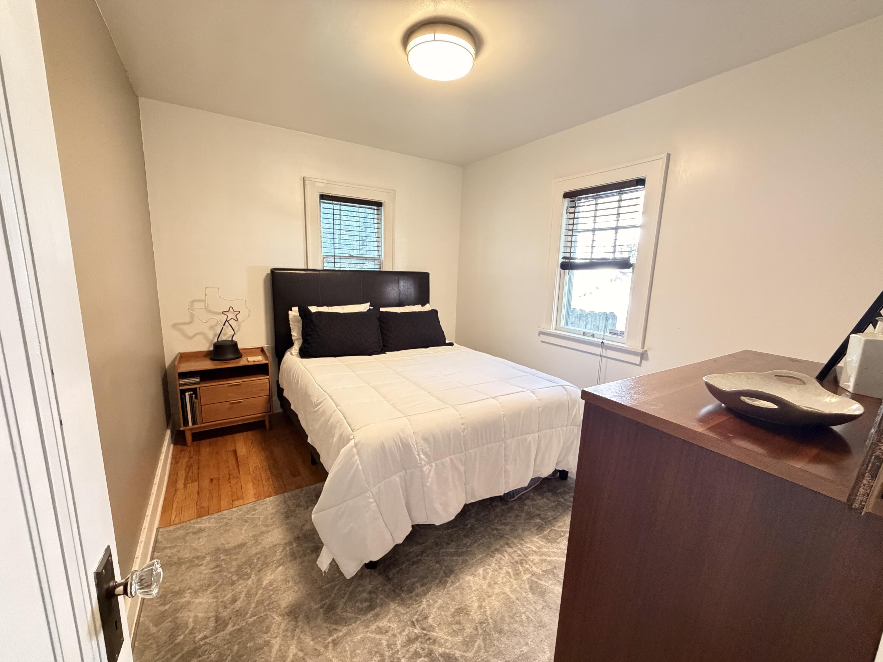 1003 Hoyt Street SE Grand Rapids MI 49507