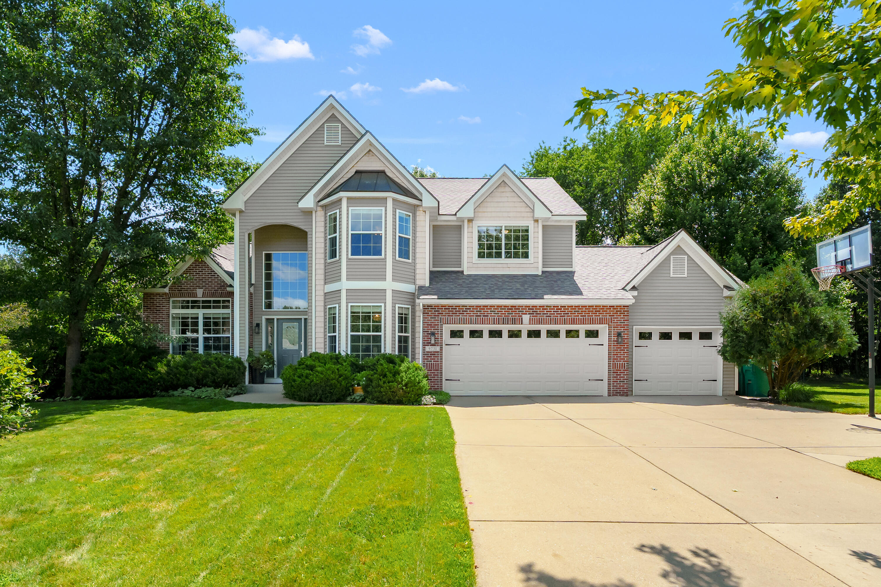 9731 Southern Oaks Court Portage MI 49002
