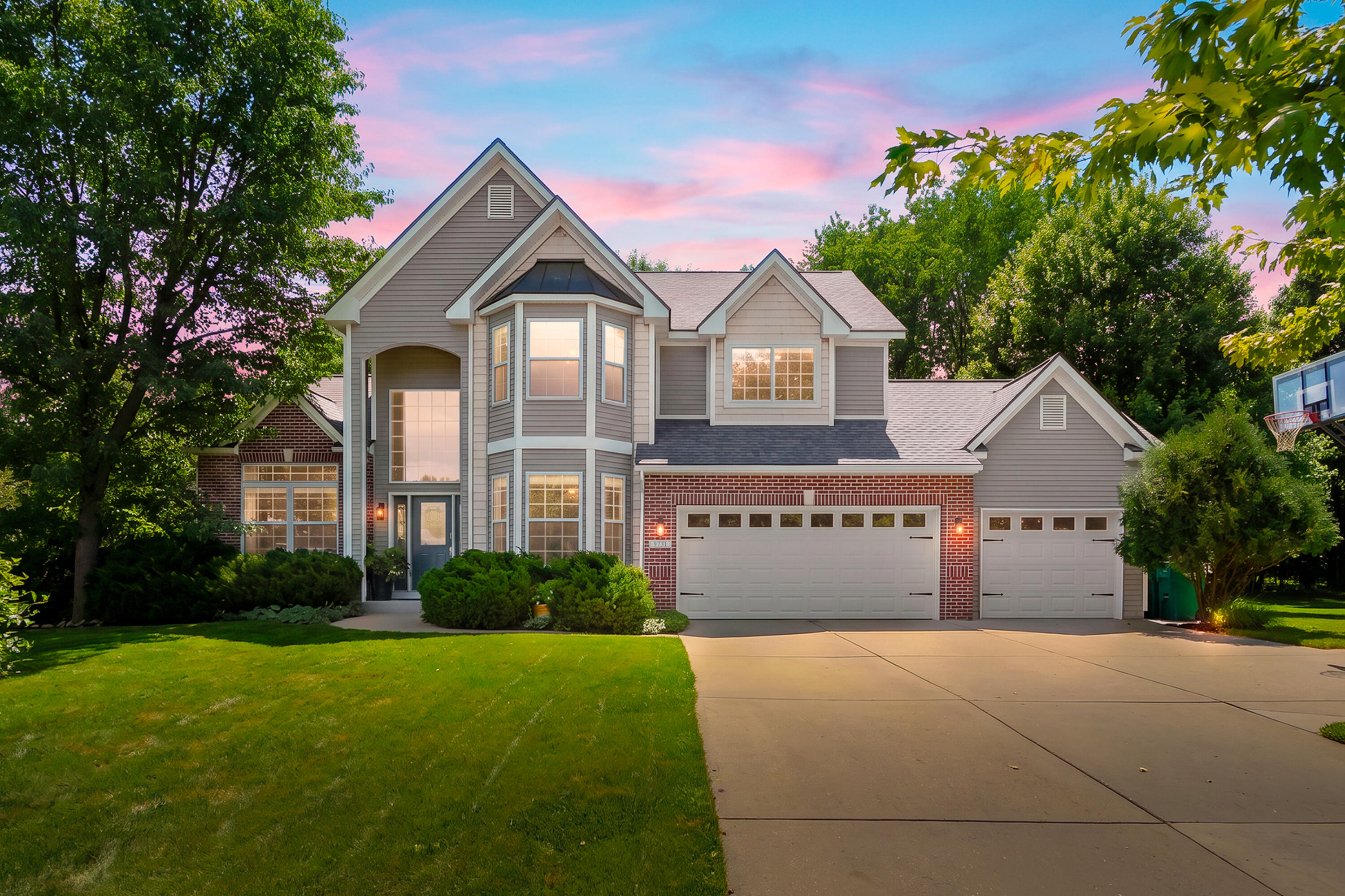 9731 Southern Oaks Court Portage MI 49002