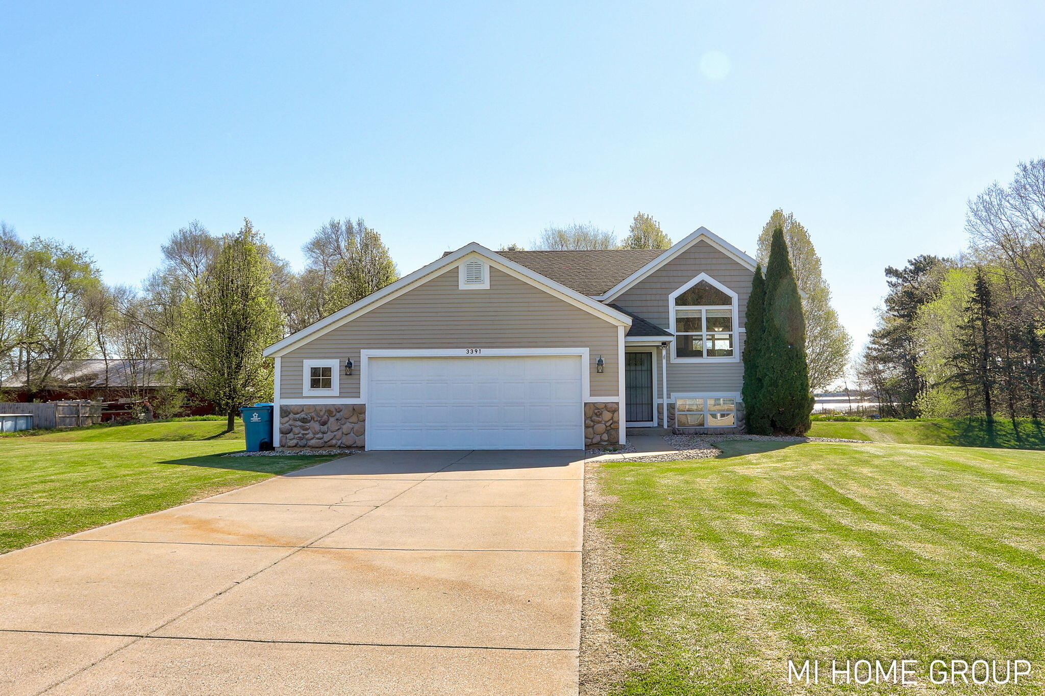 3391 Heathridge Trail Hamilton MI 49419