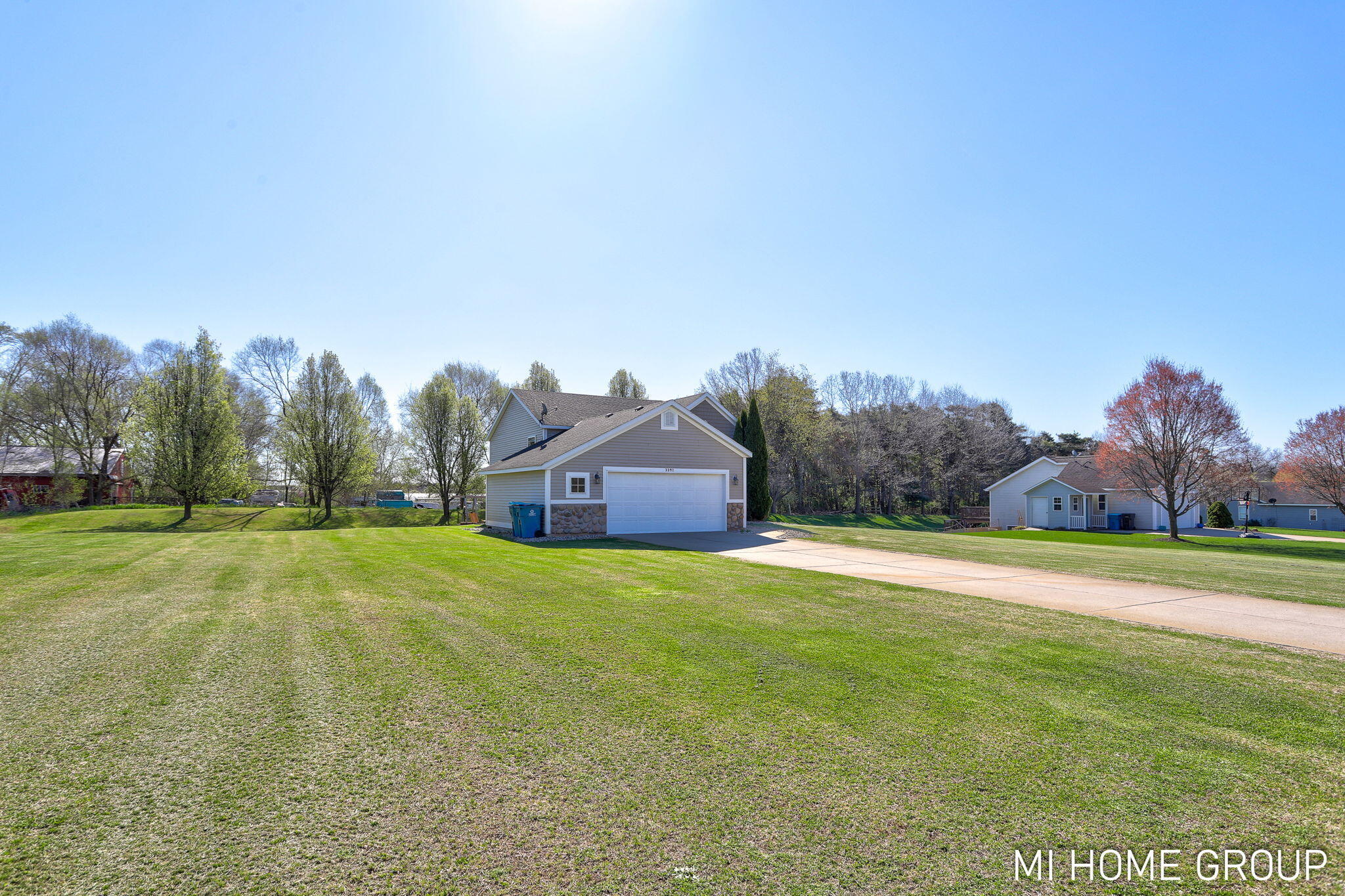 3391 Heathridge Trail Hamilton MI 49419