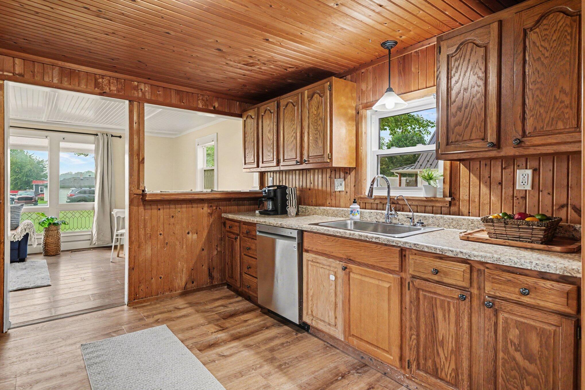 6029 Keigley Street Coloma MI 49038