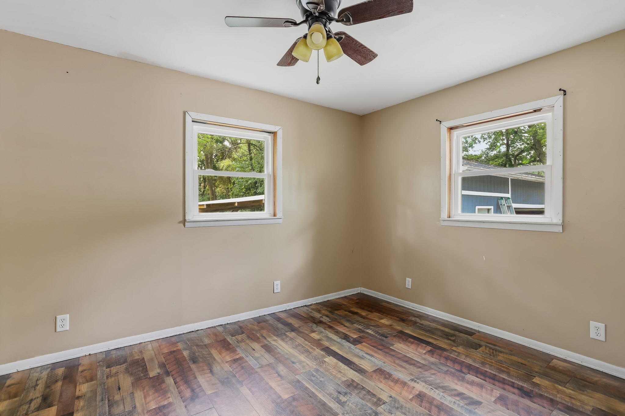 1982 Fairplain Avenue Benton Harbor MI 49022