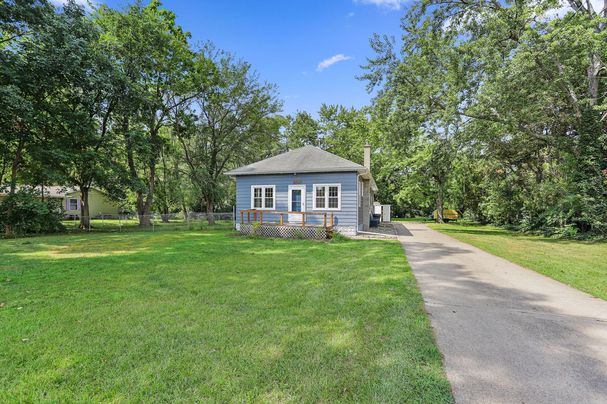 1982 Fairplain Avenue Benton Harbor MI 49022