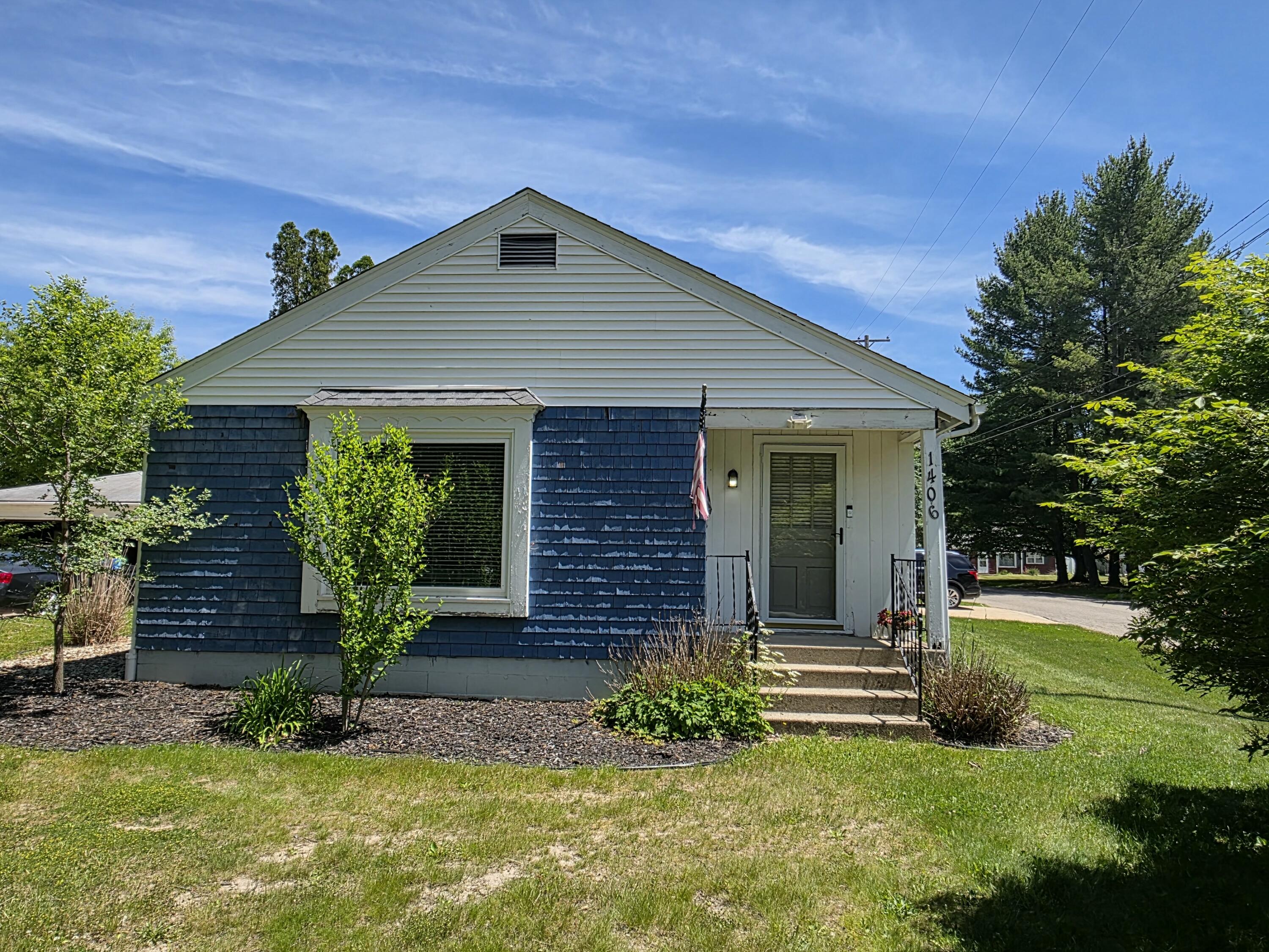 1406 Covell Avenue NW Grand Rapids MI 49504