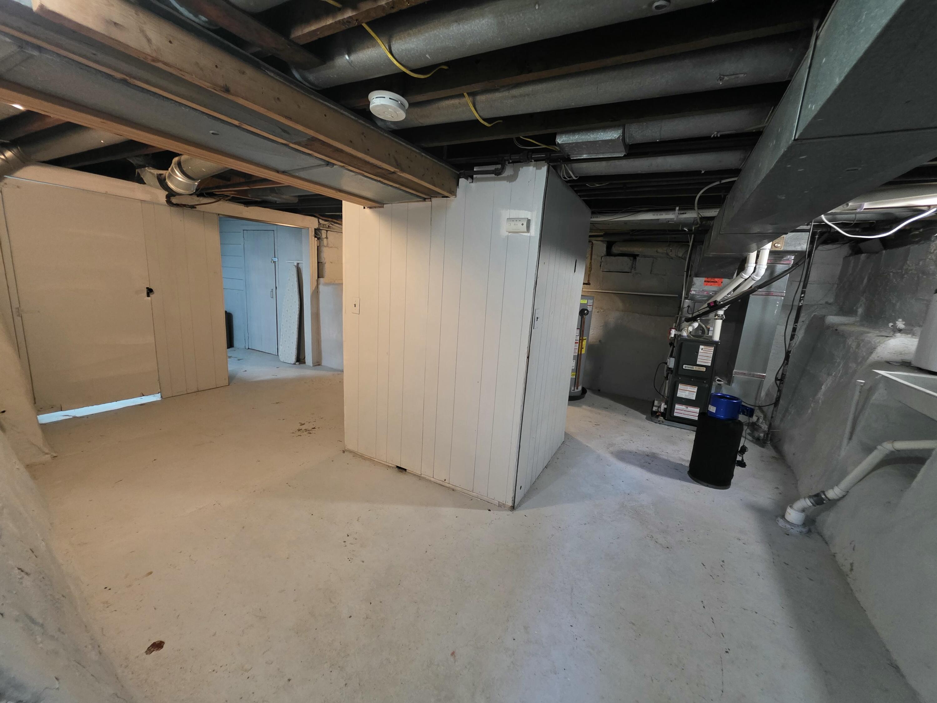 1406 Covell Avenue NW Grand Rapids MI 49504