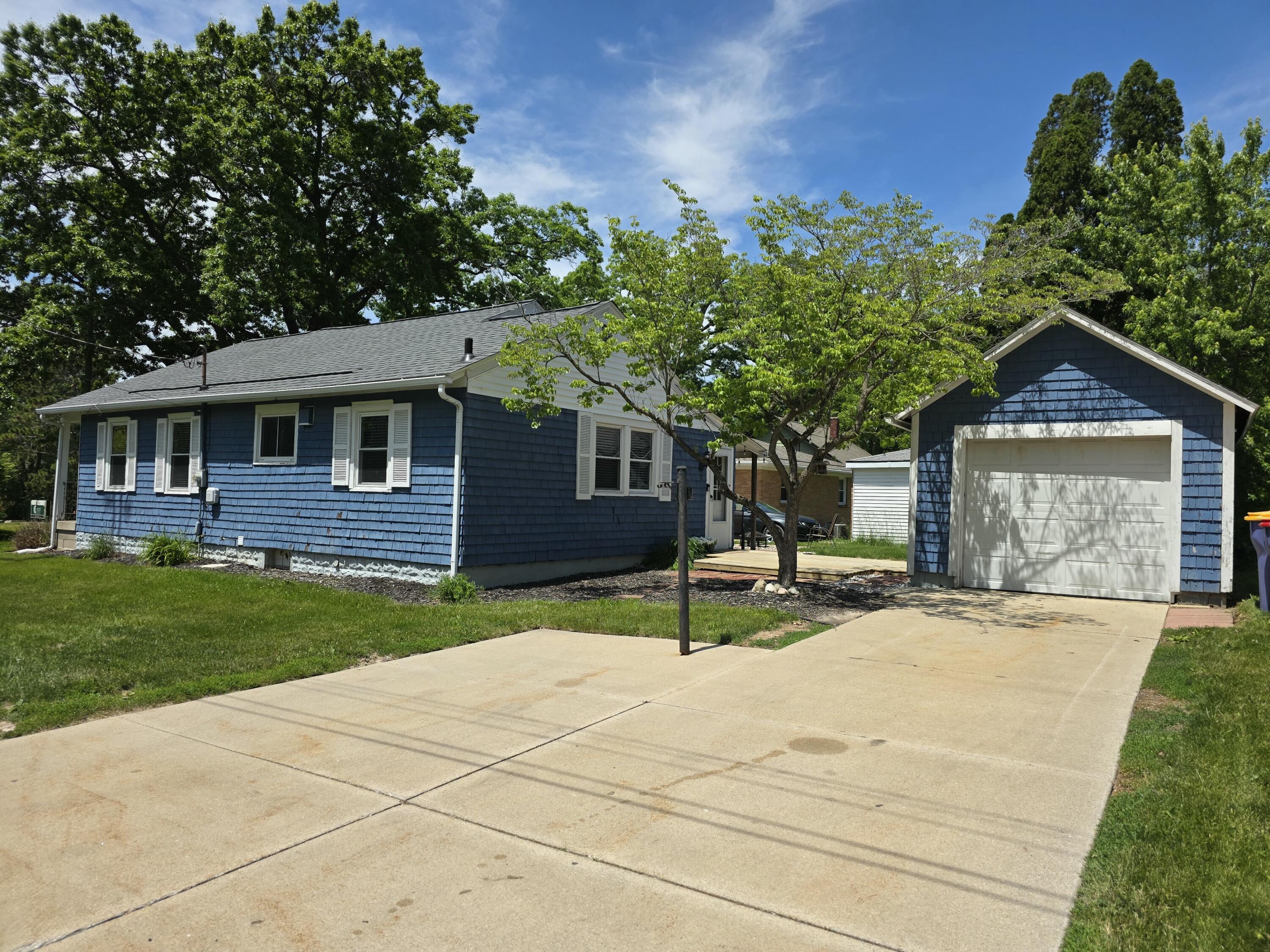1406 Covell Avenue NW Grand Rapids MI 49504