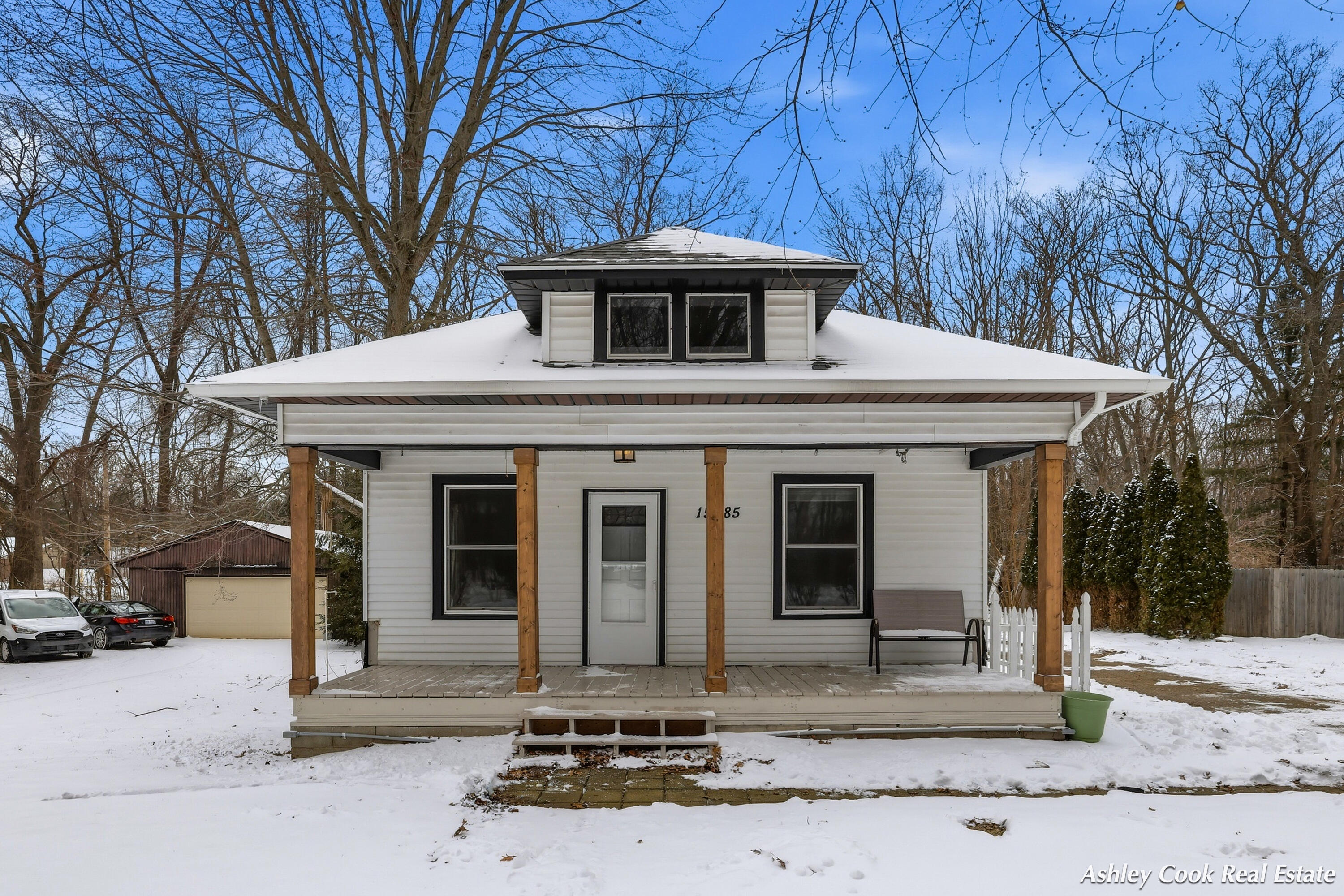 15285 Coleman Avenue Grand Haven MI 49417