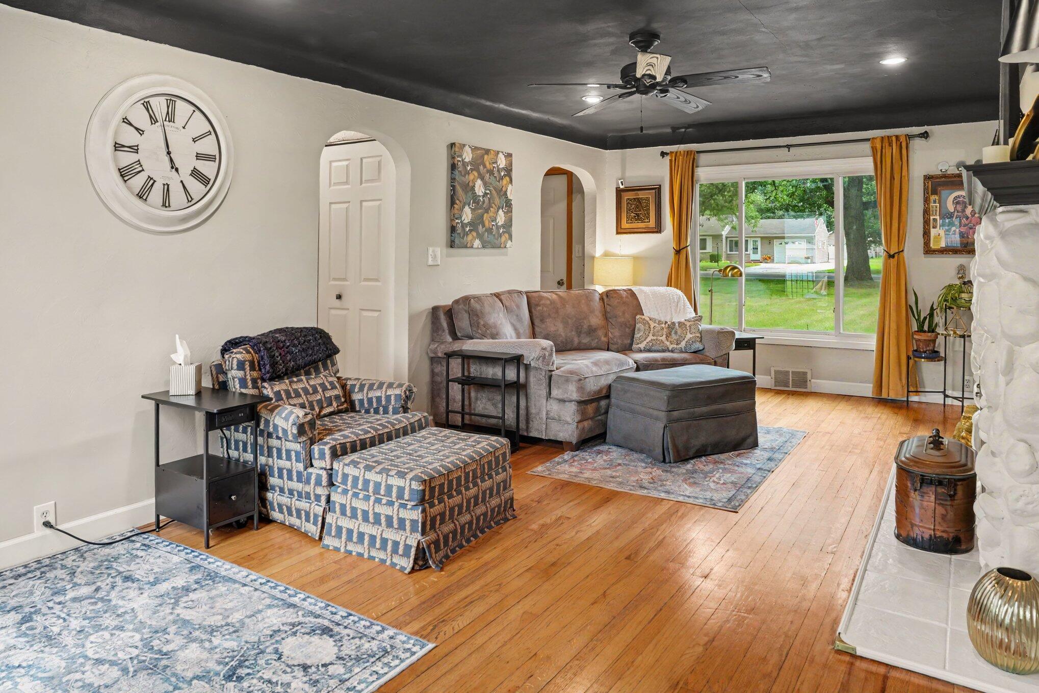929 Bacon Avenue Portage MI 49002