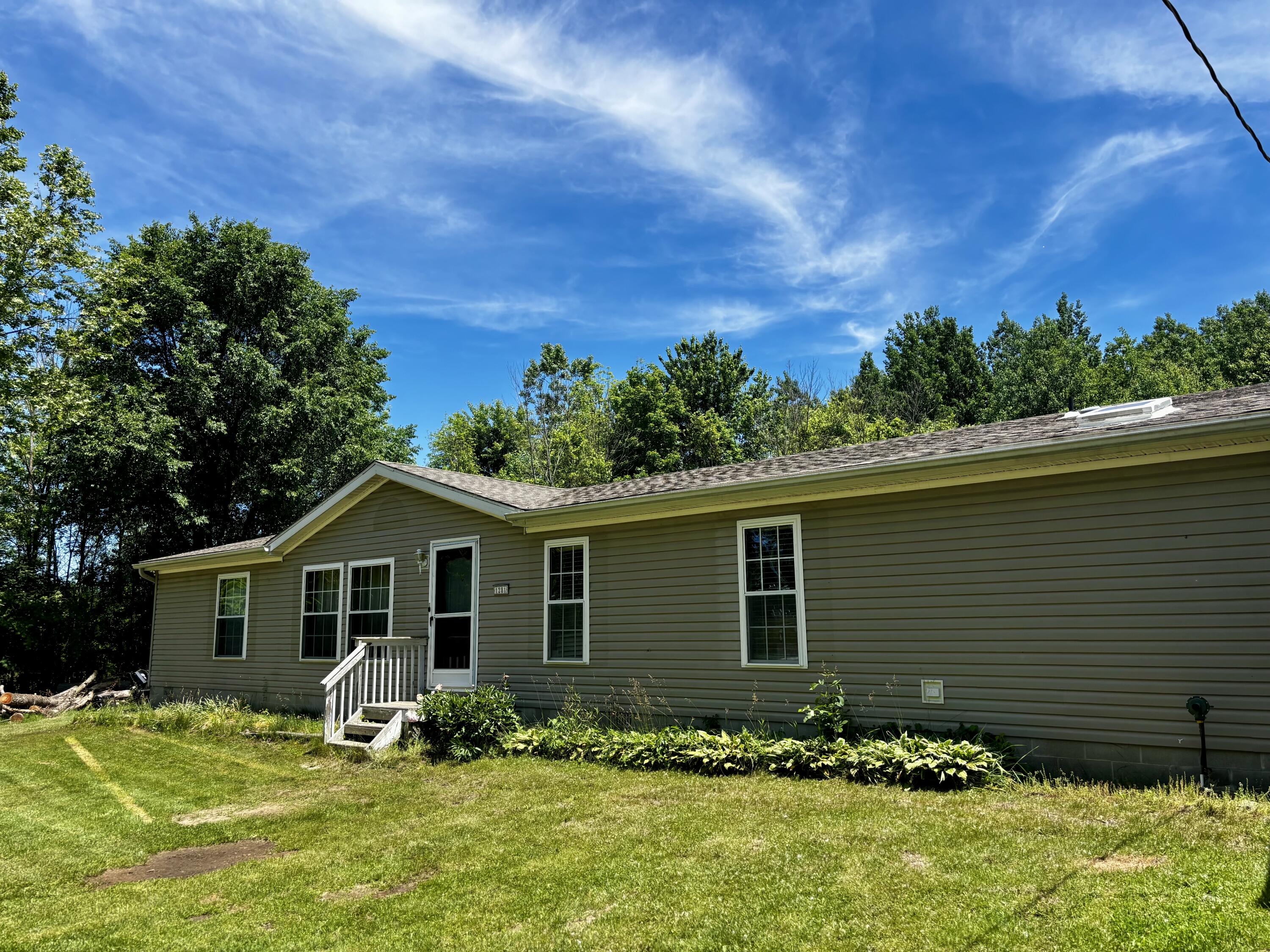1281 64th Street Fennville MI 49408