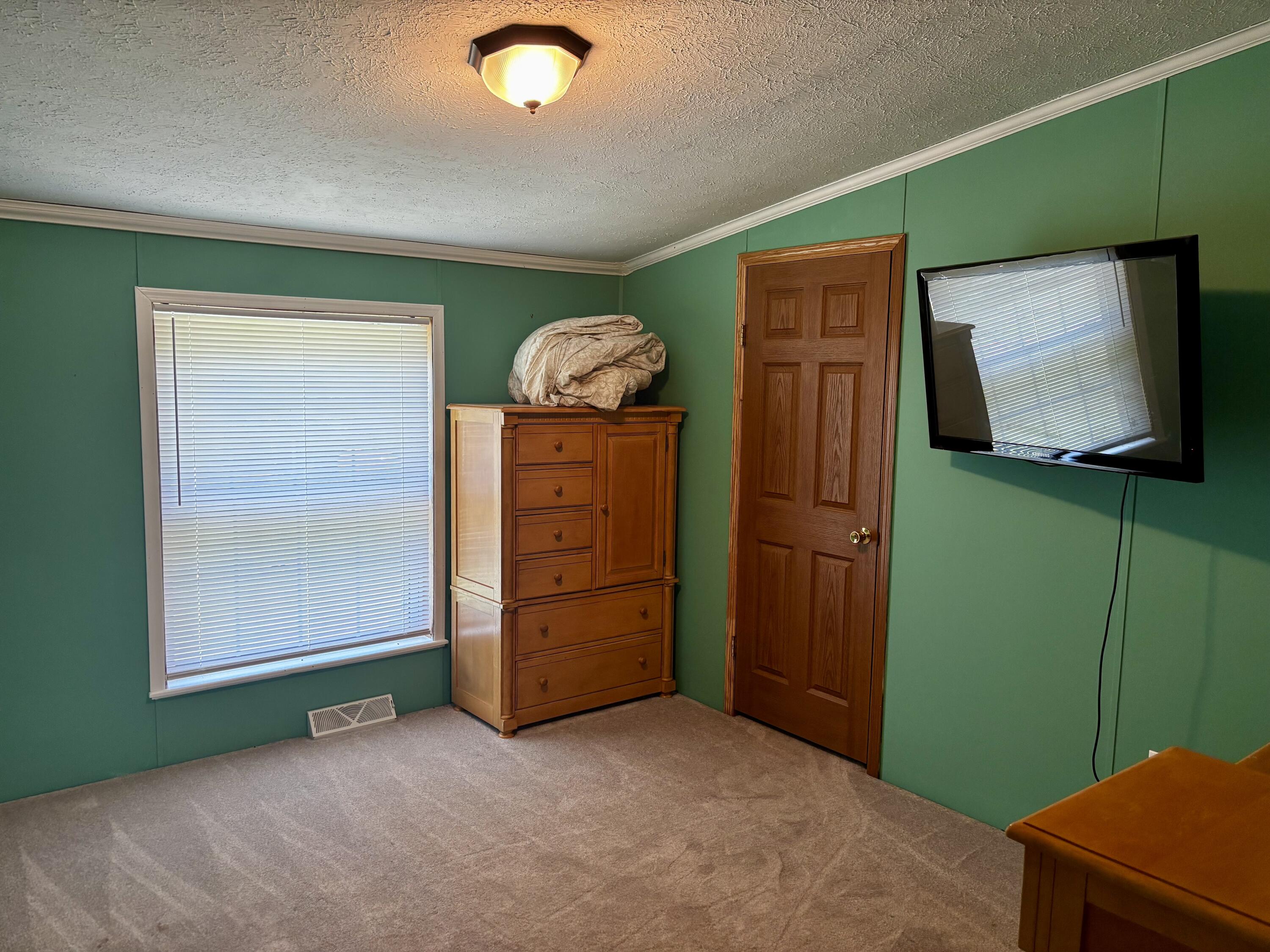 1281 64th Street Fennville MI 49408