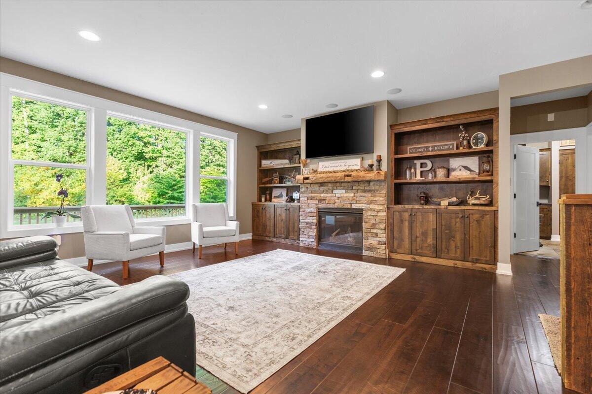 5327 128th Avenue Avenue Fennville MI 49408