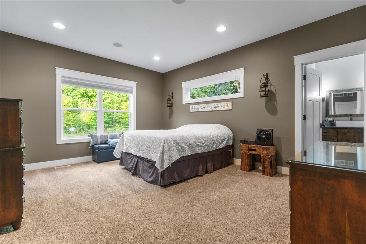 5327 128th Avenue Avenue Fennville MI 49408