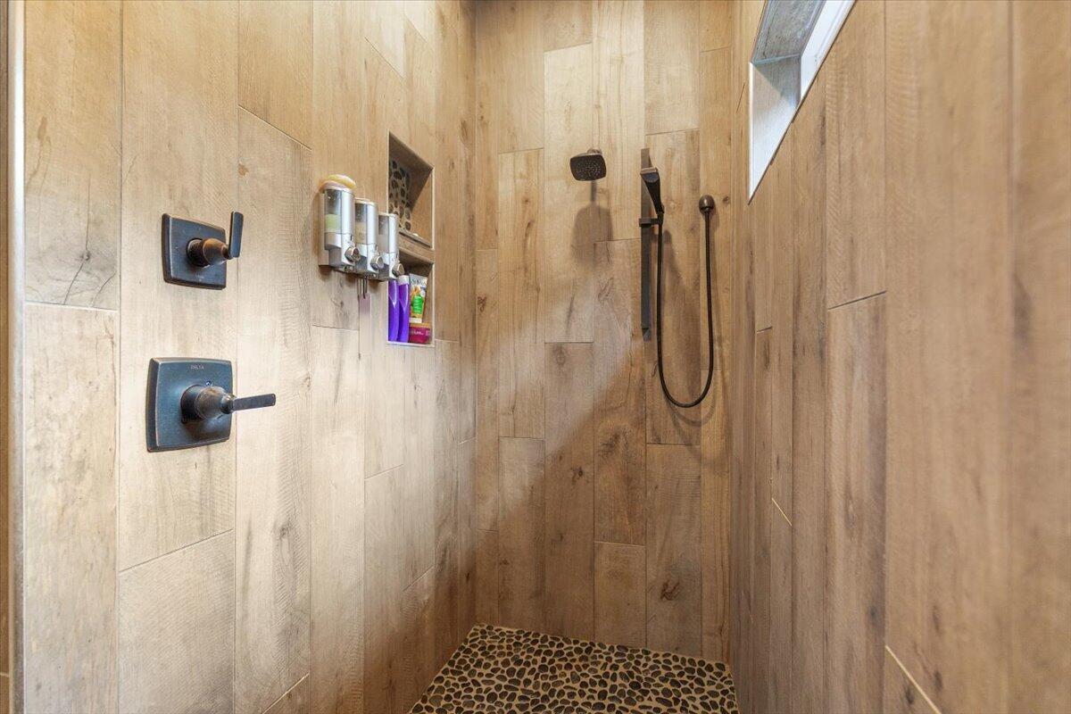 5327 128th Avenue Avenue Fennville MI 49408