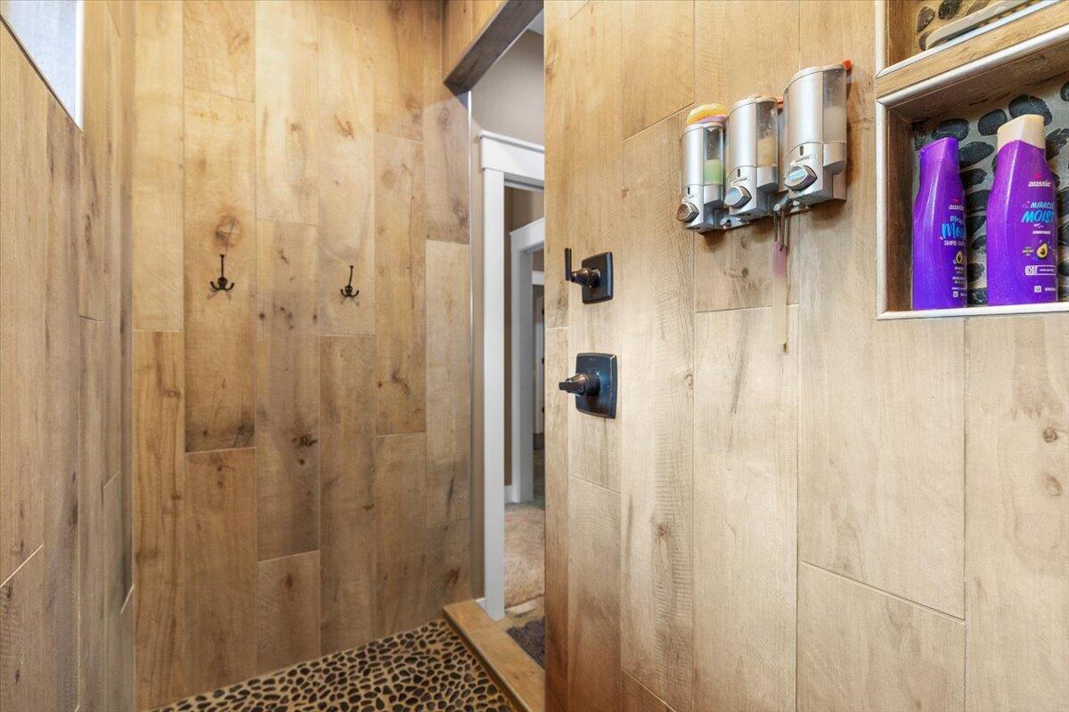 5327 128th Avenue Avenue Fennville MI 49408