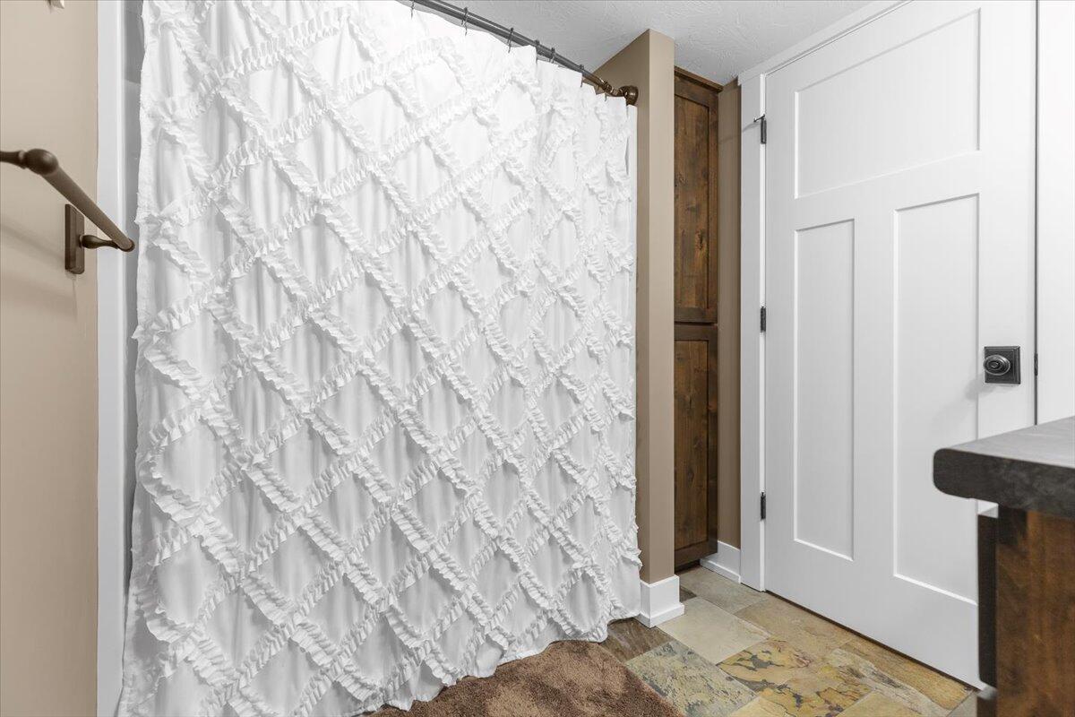 5327 128th Avenue Avenue Fennville MI 49408