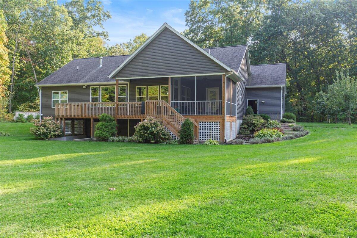 5327 128th Avenue Avenue Fennville MI 49408