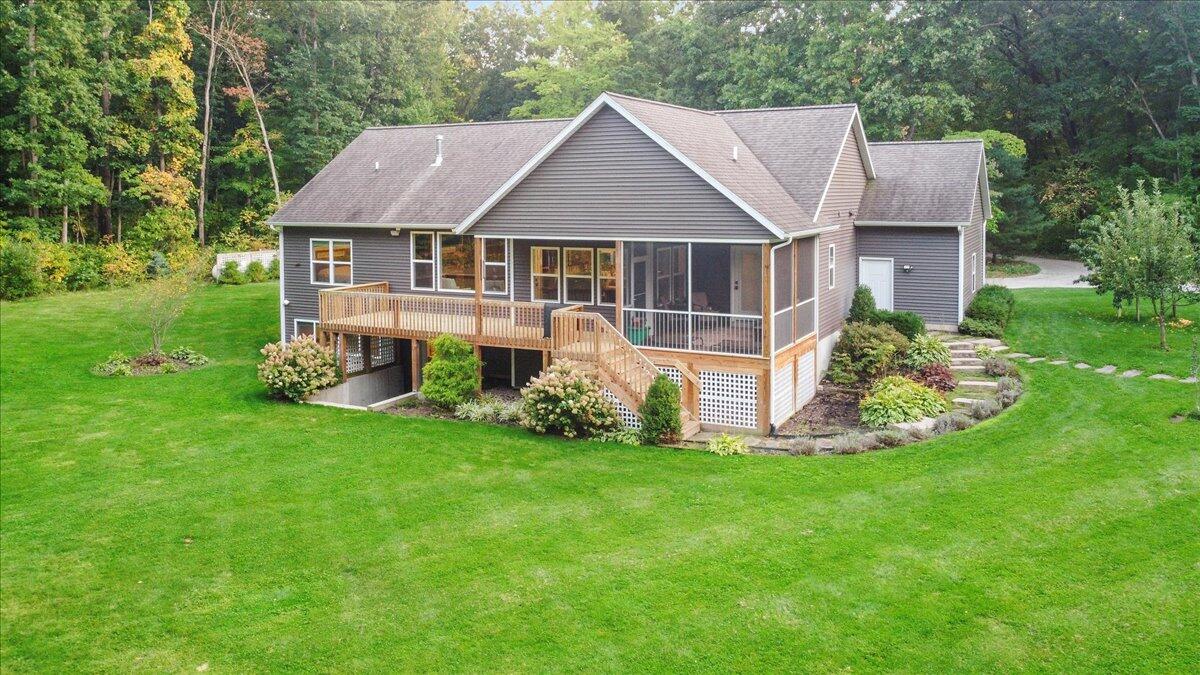 5327 128th Avenue Avenue Fennville MI 49408