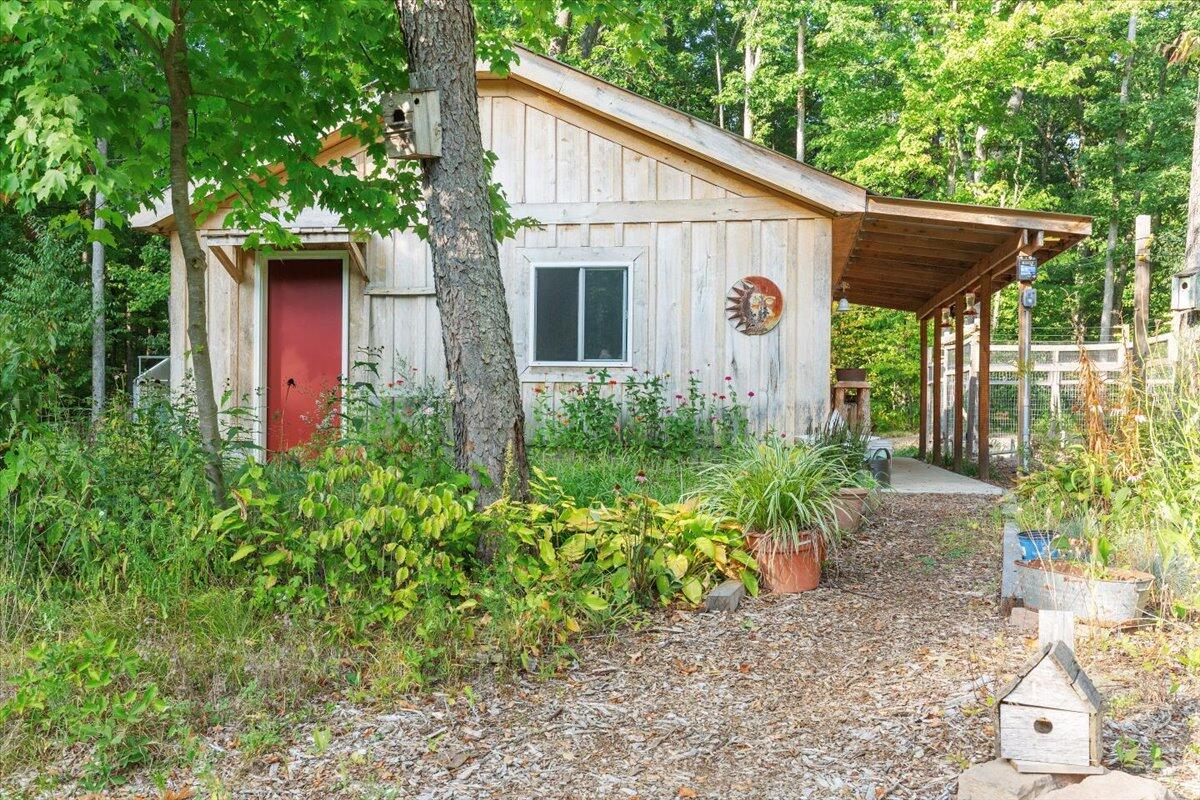 5327 128th Avenue Avenue Fennville MI 49408