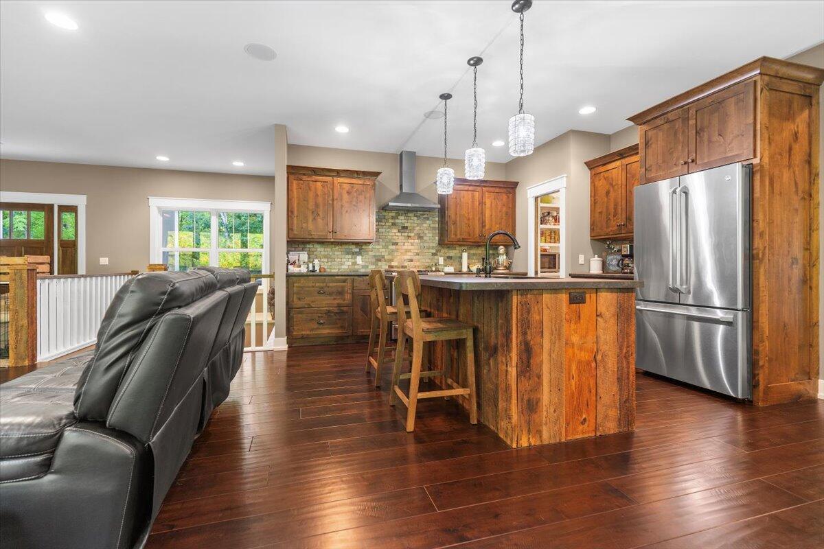 5327 128th Avenue Avenue Fennville MI 49408