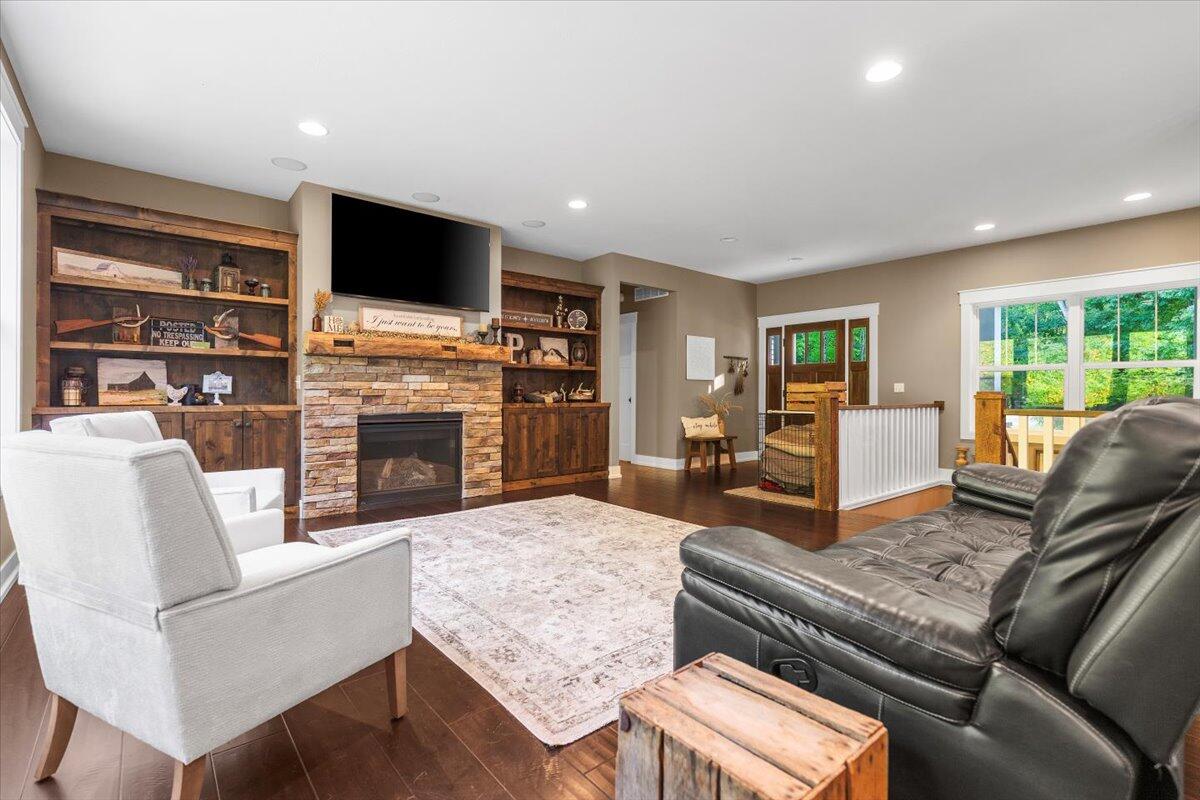 5327 128th Avenue Avenue Fennville MI 49408