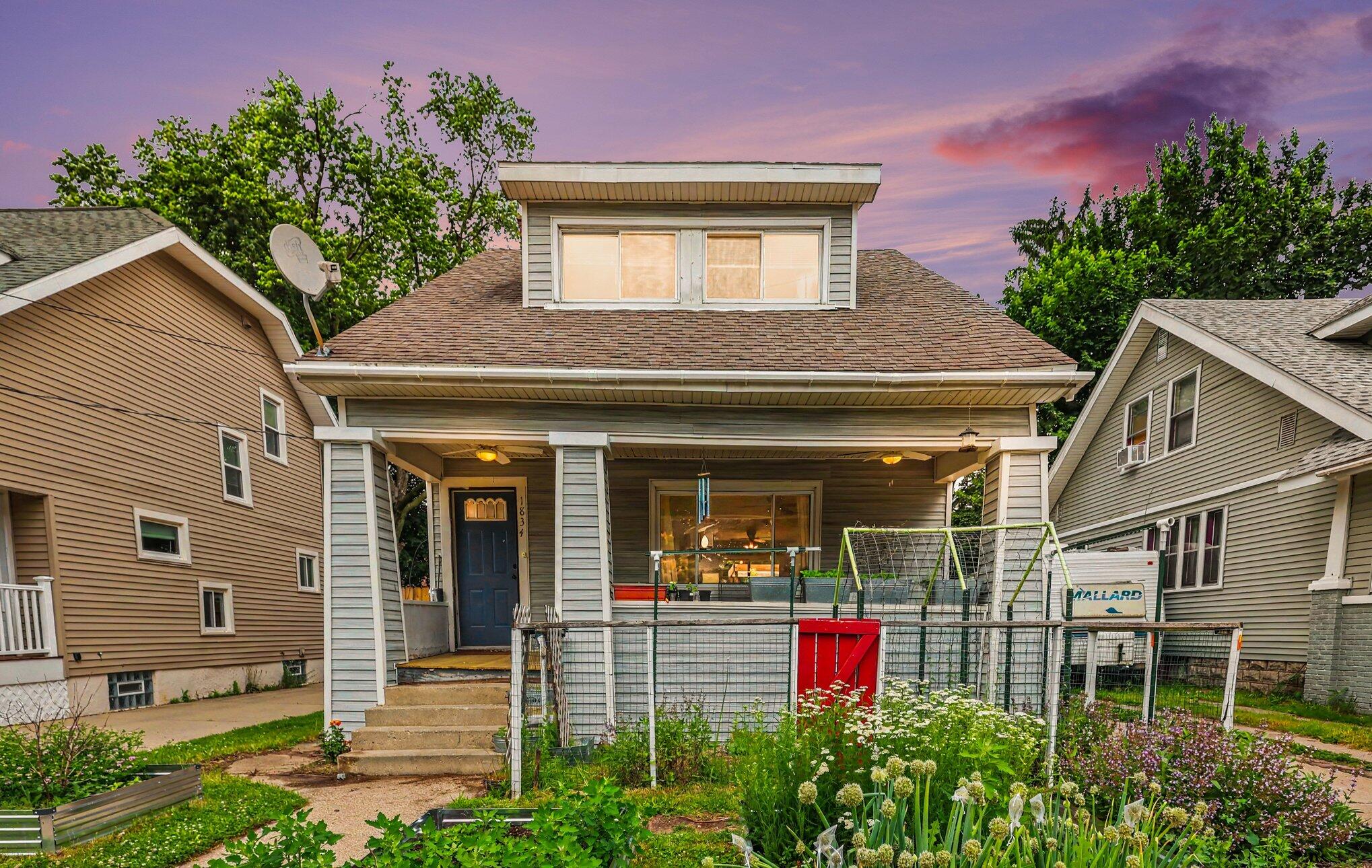 1834 Collins Avenue SE Grand Rapids MI 49507