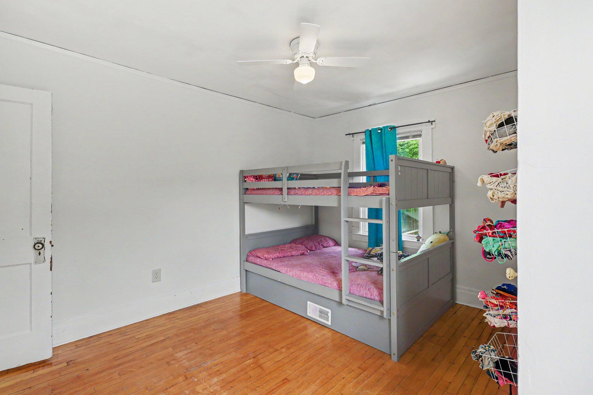 1834 Collins Avenue SE Grand Rapids MI 49507