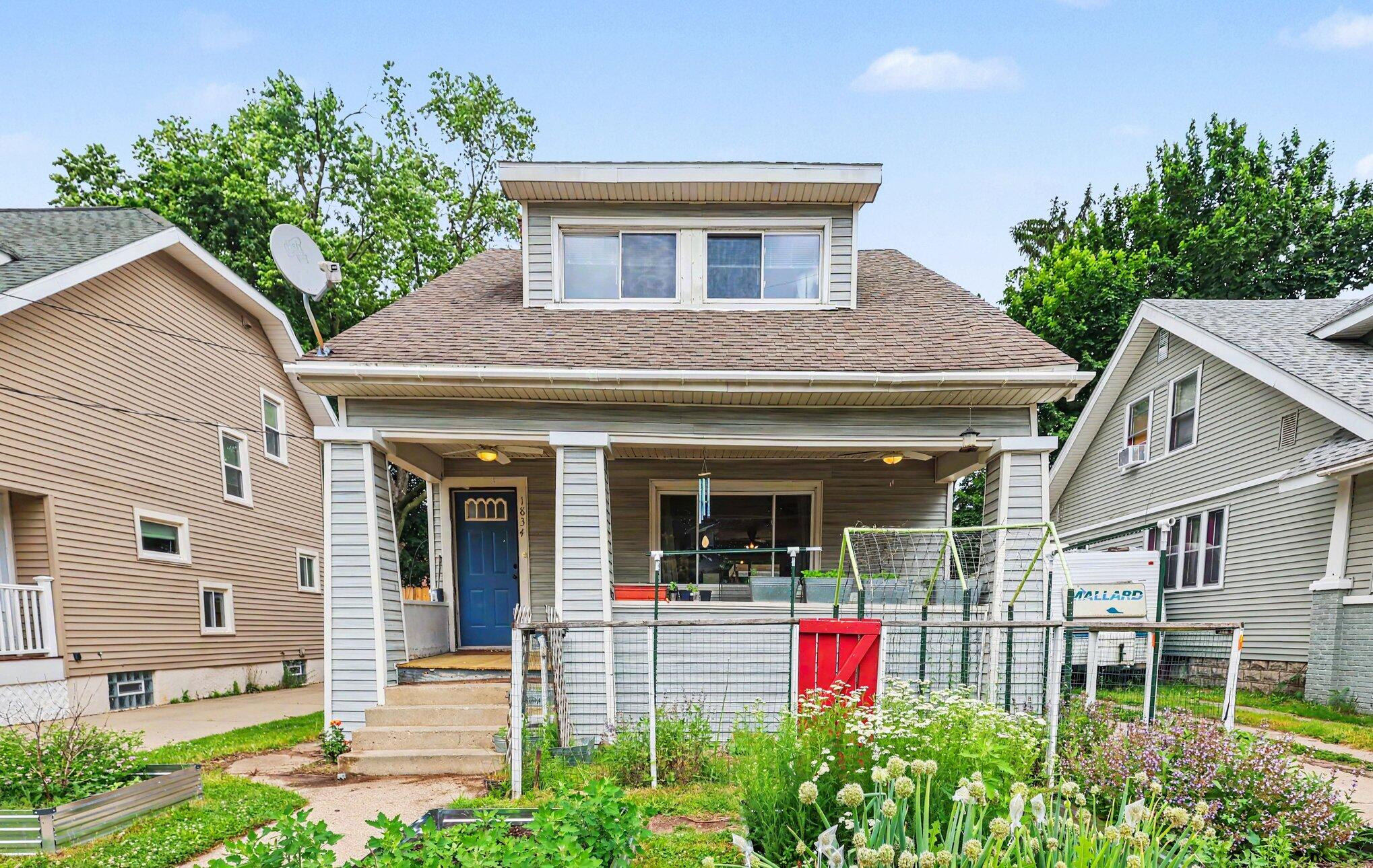1834 Collins Avenue SE Grand Rapids MI 49507