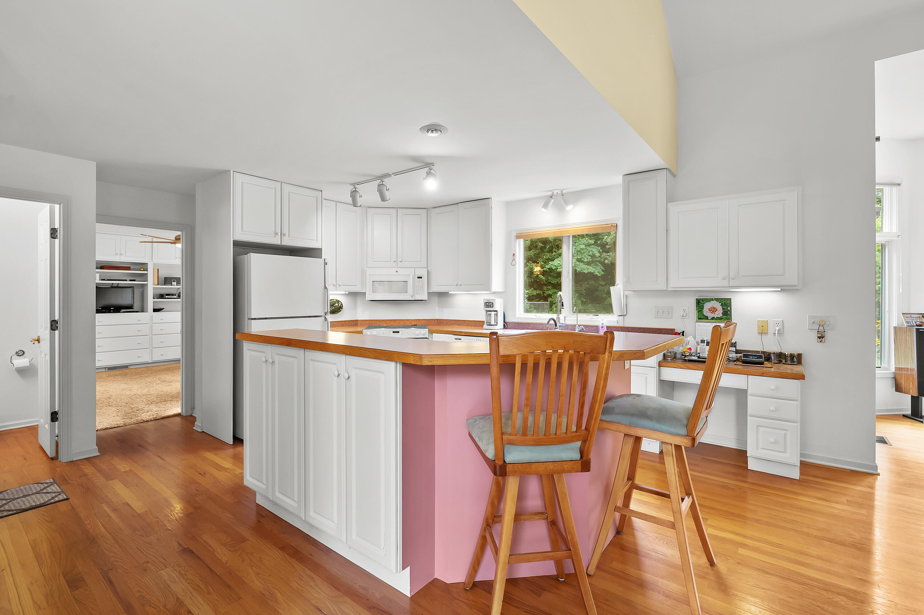 31664 Fish Hatchery Road Kalamazoo MI 49009