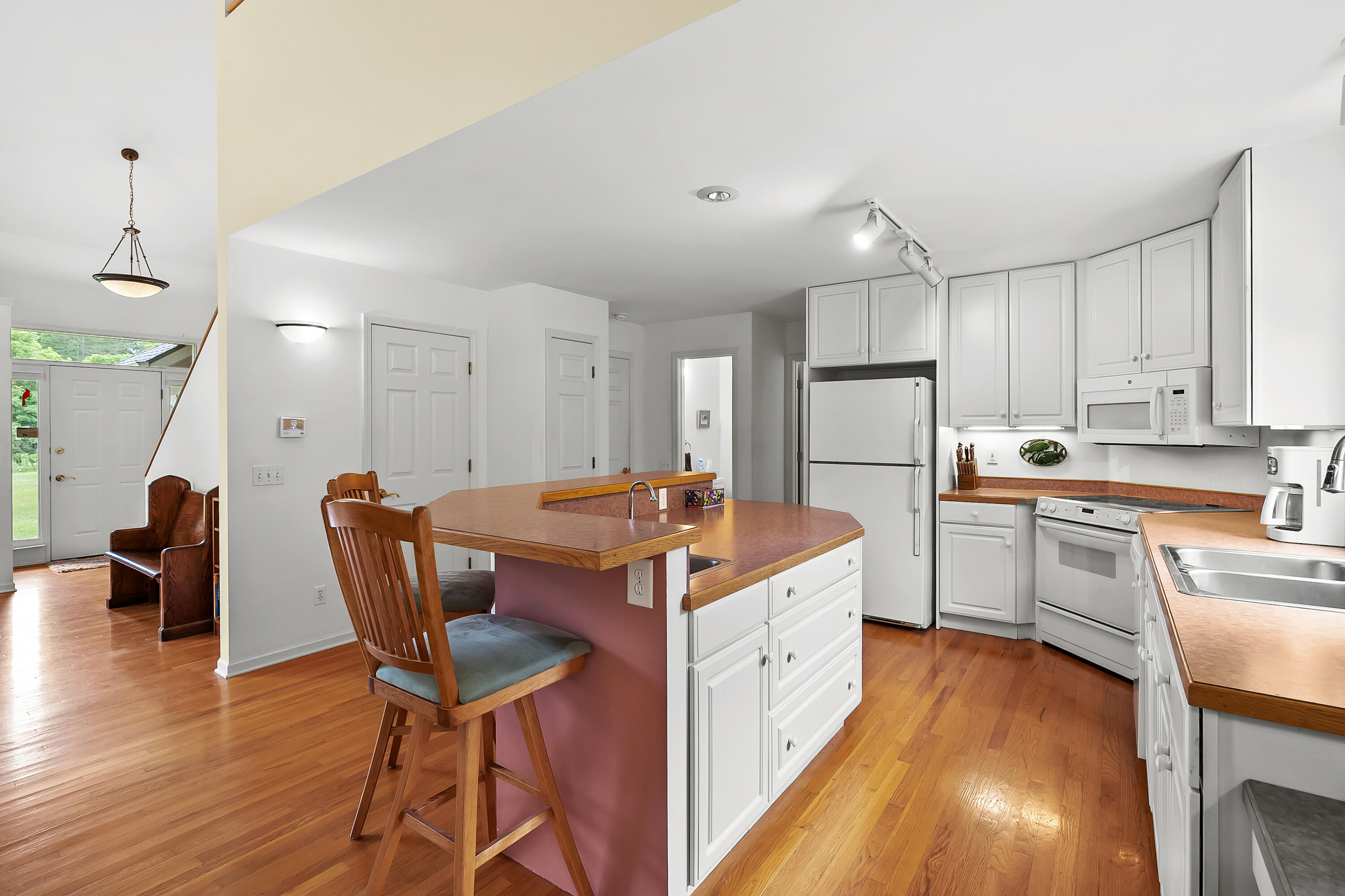 31664 Fish Hatchery Road Kalamazoo MI 49009