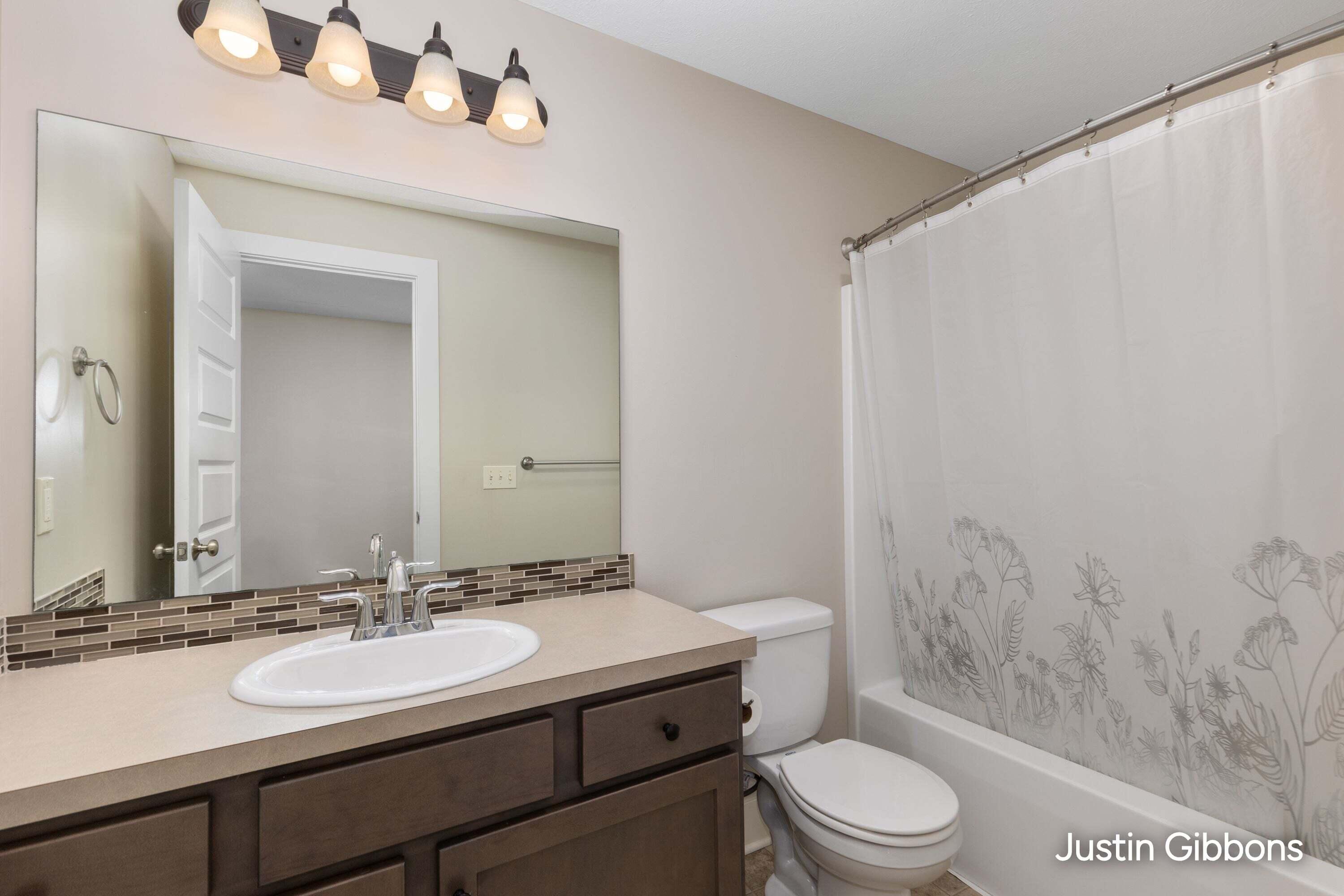 3159 Silver Fir Court Holland MI 49424