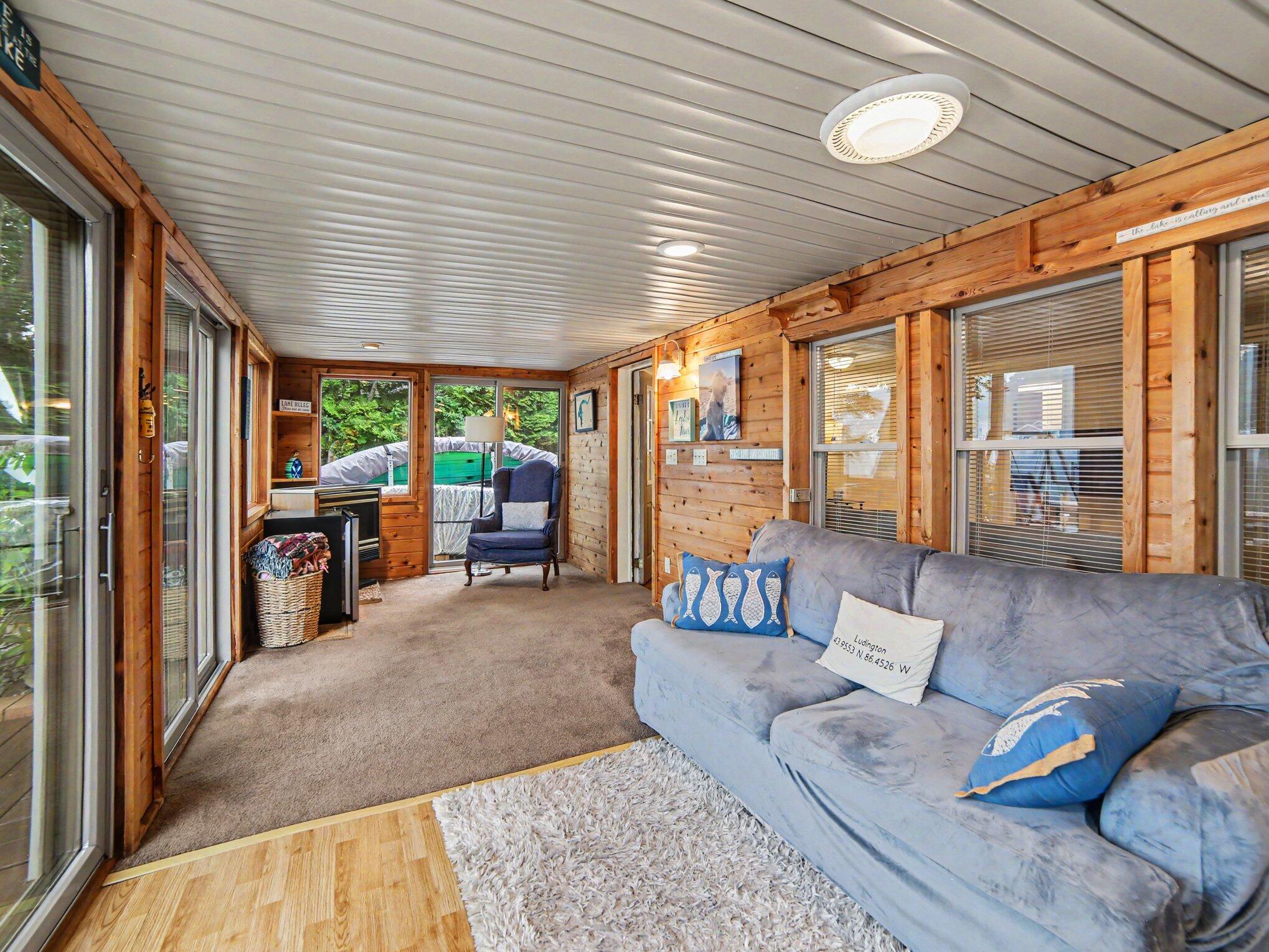 6951 W Jackson Road Ludington MI 49431