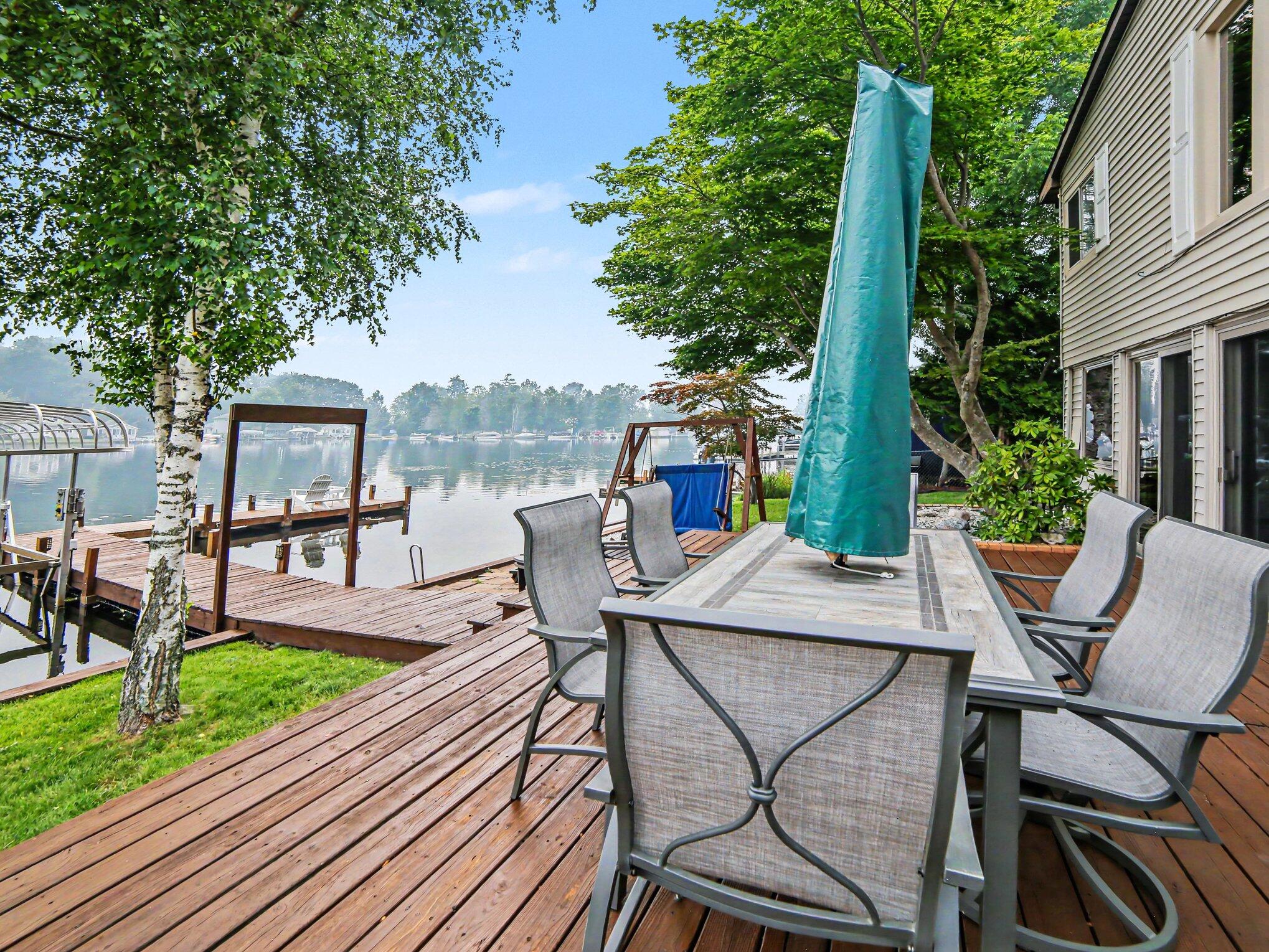 6951 W Jackson Road Ludington MI 49431