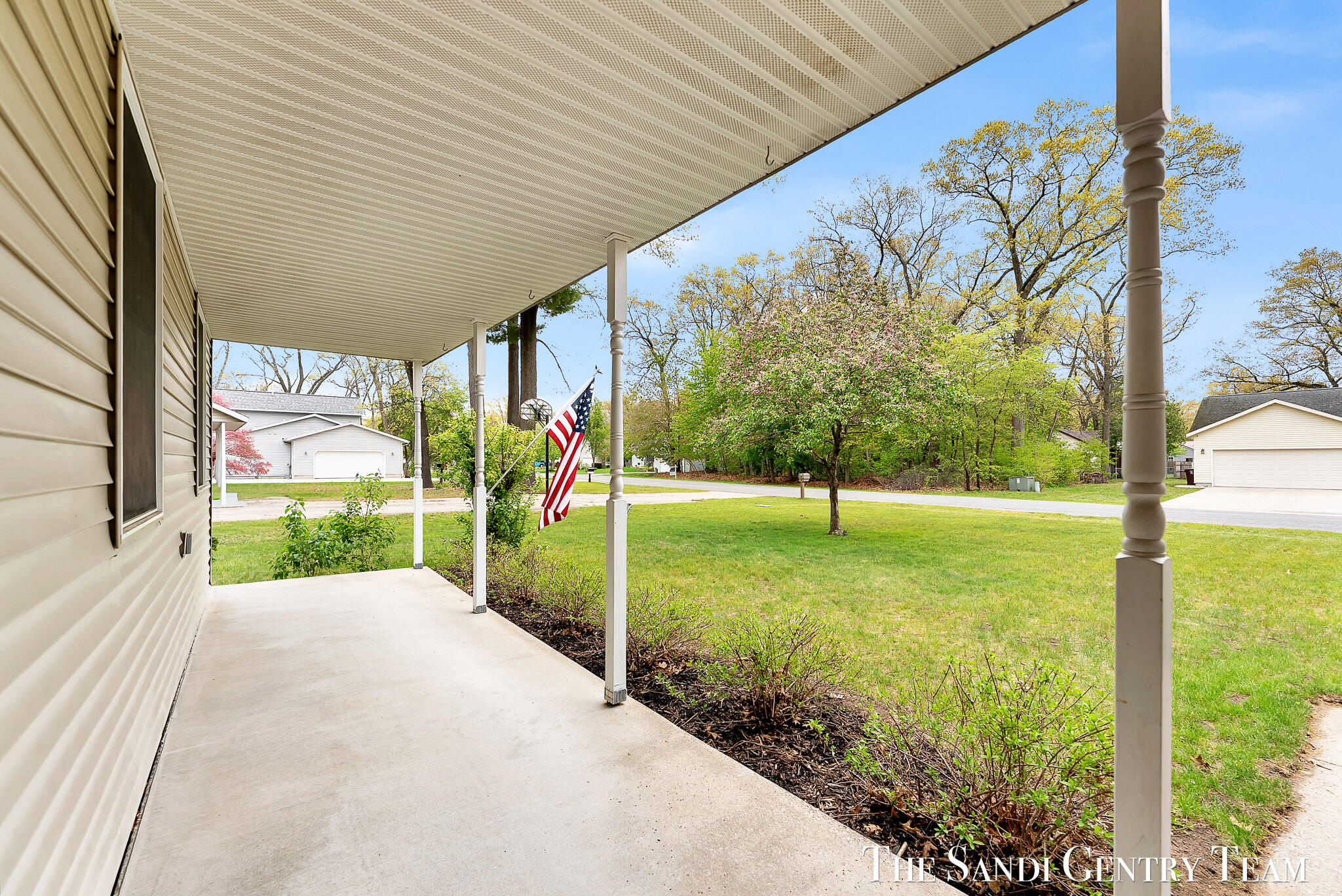 2240 Monica Lane Muskegon MI 49442