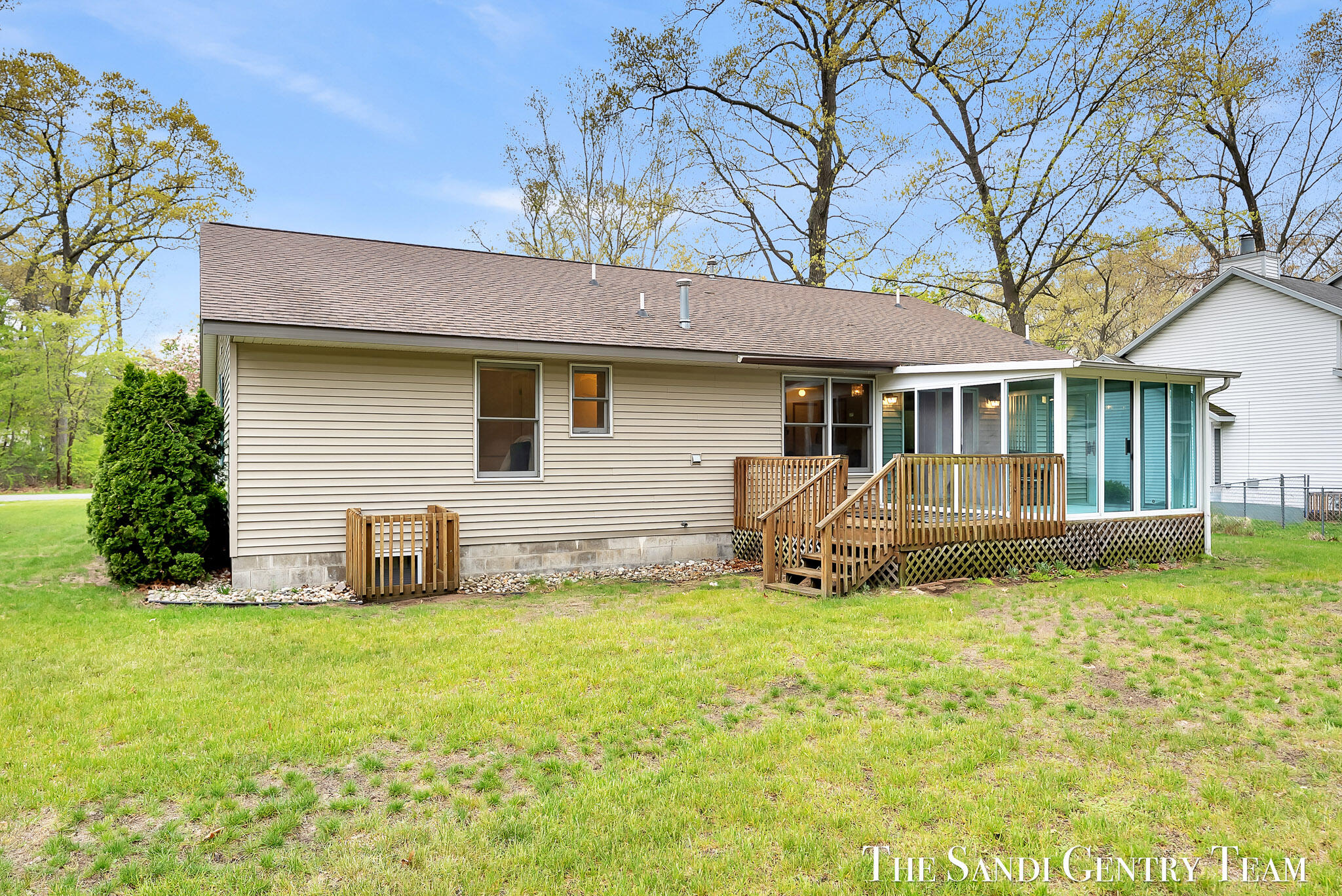 2240 Monica Lane Muskegon MI 49442