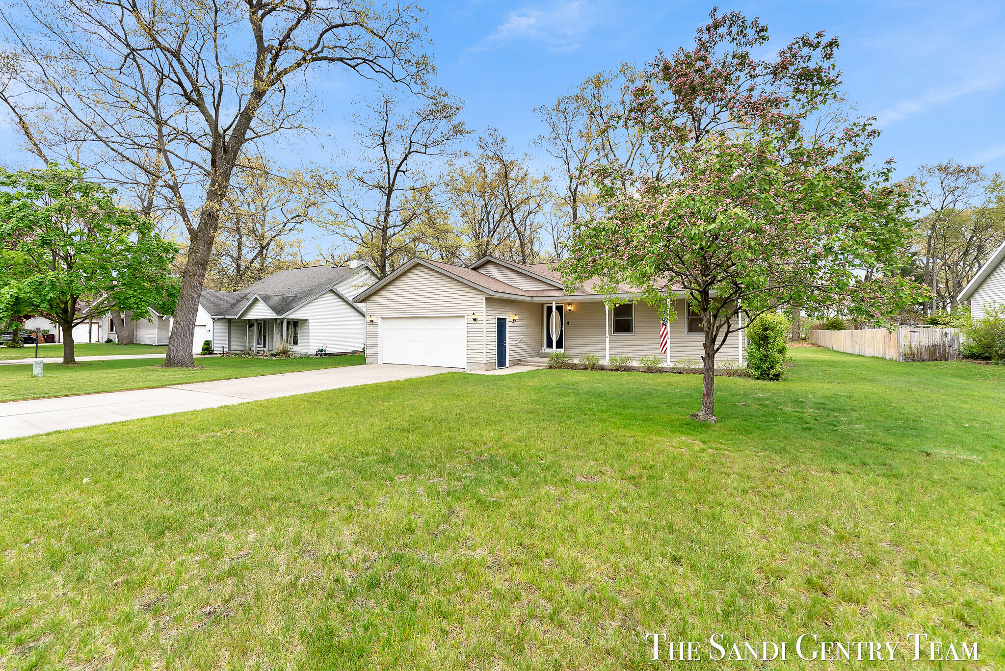 2240 Monica Lane Muskegon MI 49442