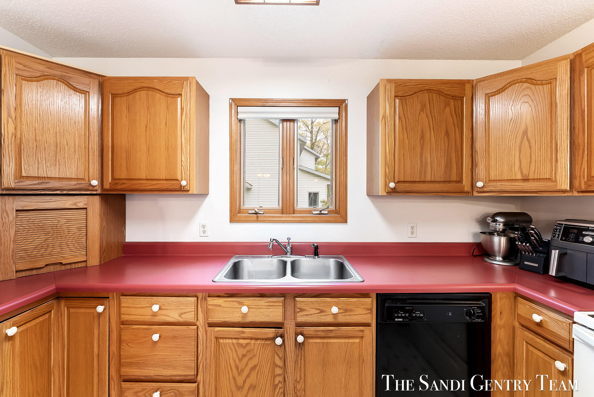 2240 Monica Lane Muskegon MI 49442