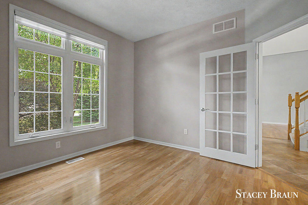 5420 Clemwood Court SE Ada MI 49301