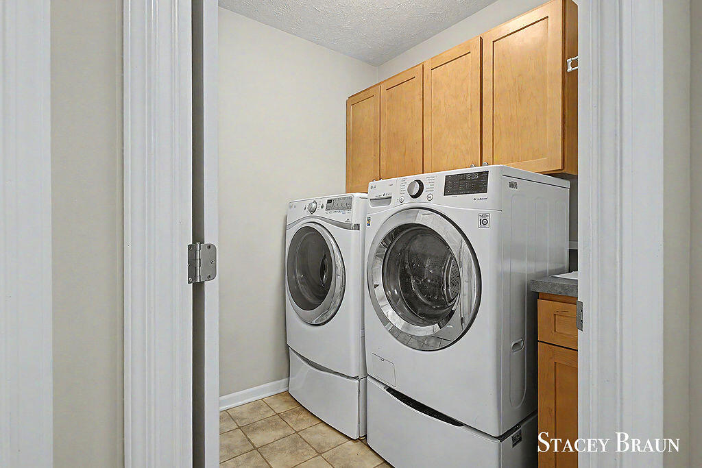 5420 Clemwood Court SE Ada MI 49301