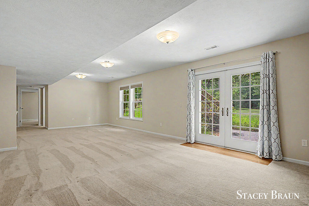 5420 Clemwood Court SE Ada MI 49301