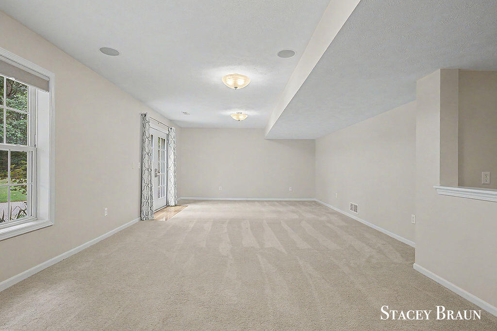 5420 Clemwood Court SE Ada MI 49301