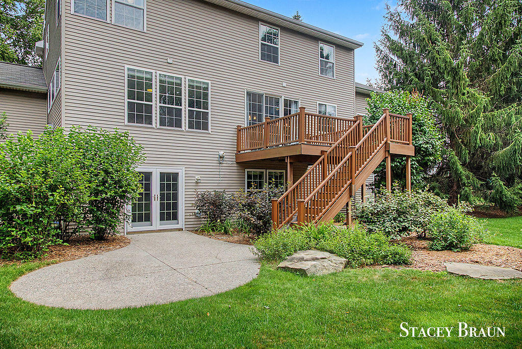 5420 Clemwood Court SE Ada MI 49301